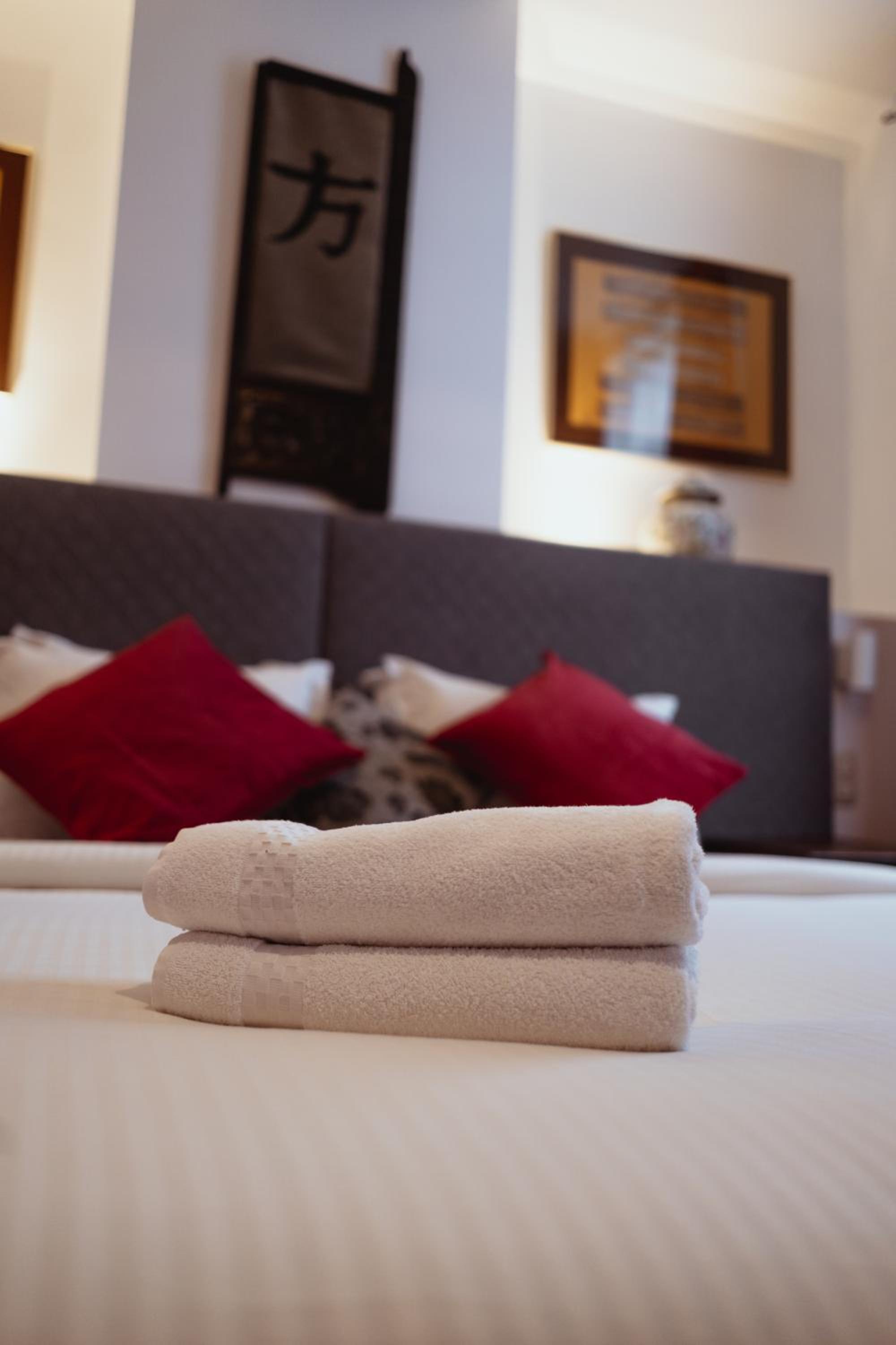 Triple Room - Photo 11