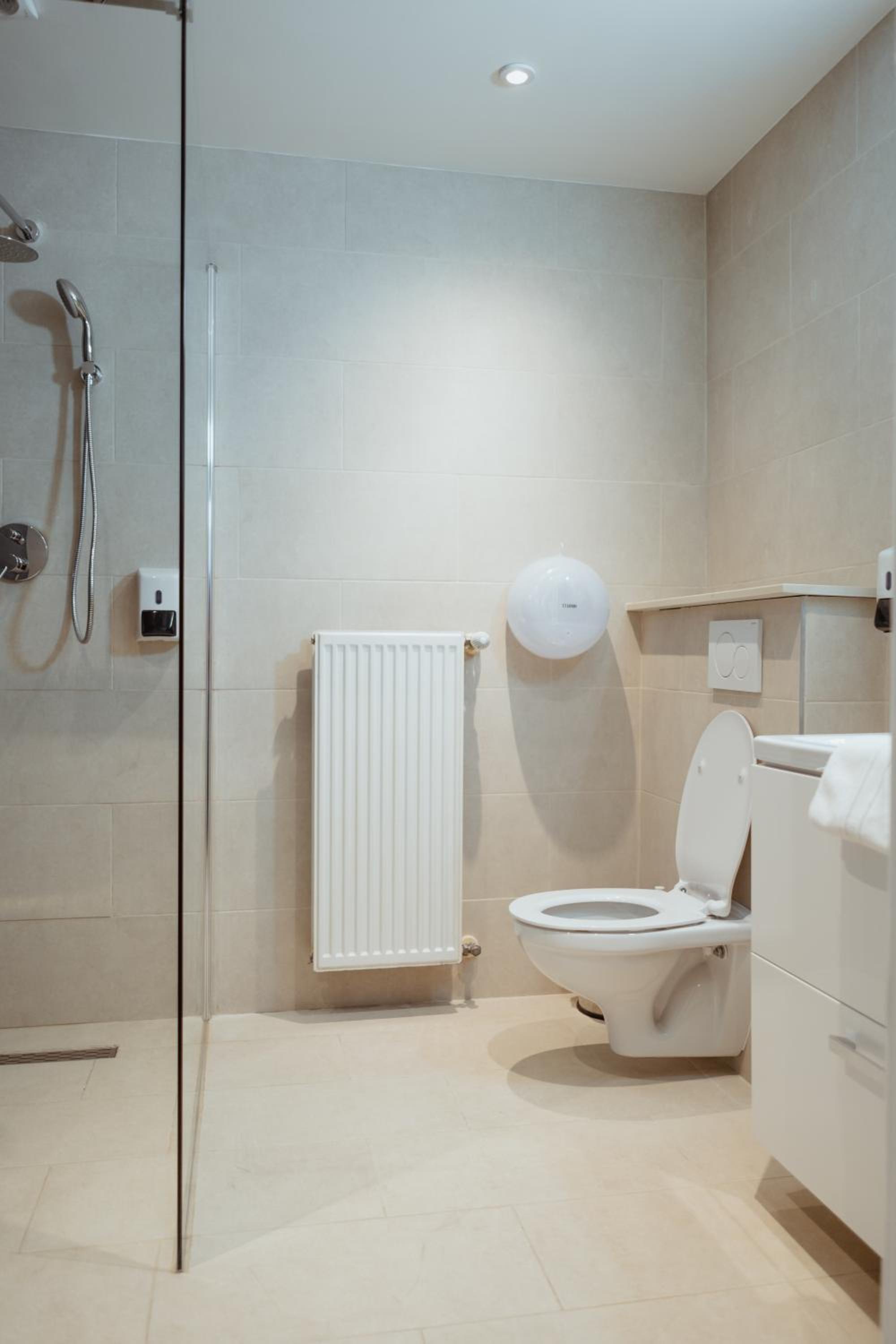 Triple Room - Photo 16