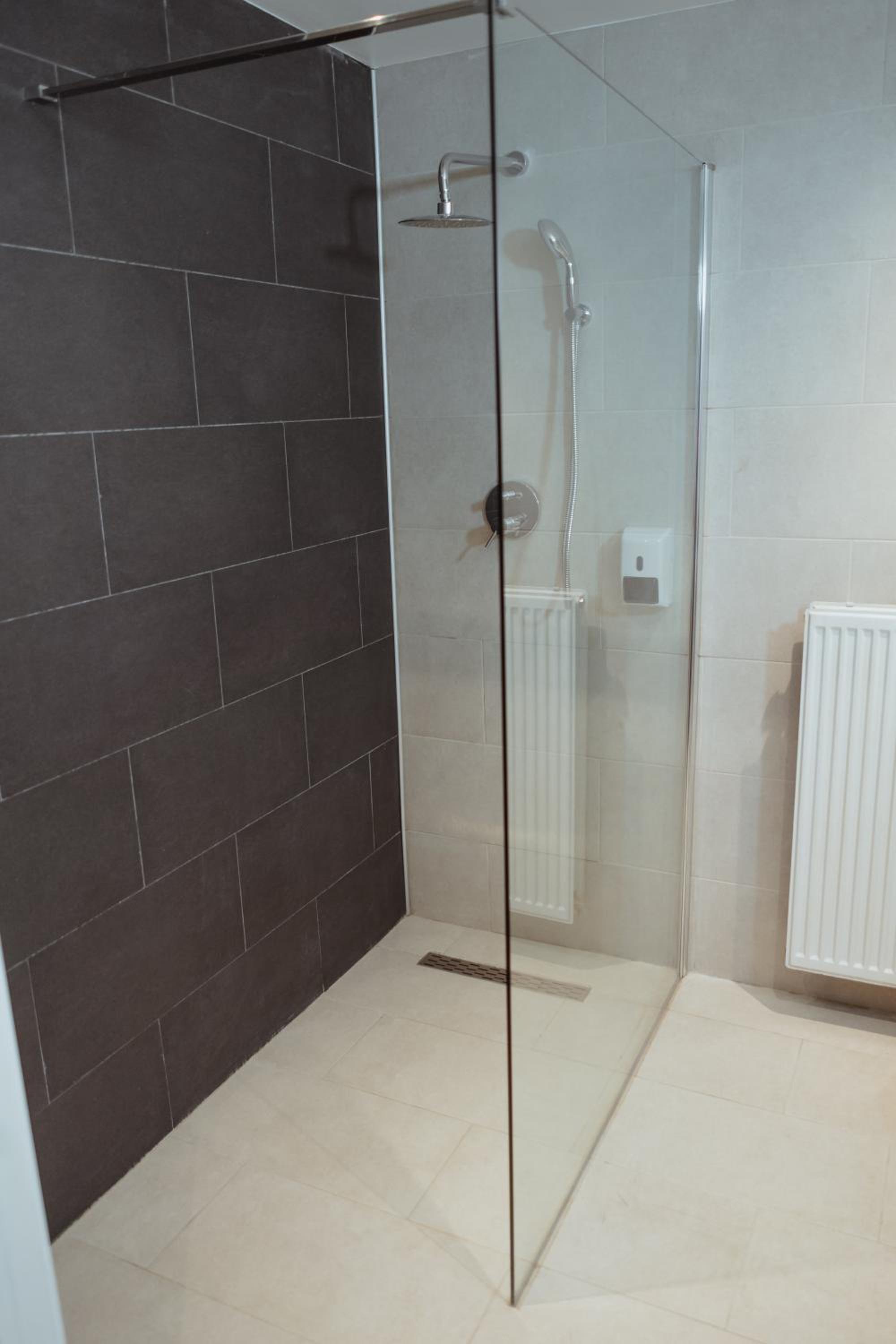 Triple Room - Photo 2