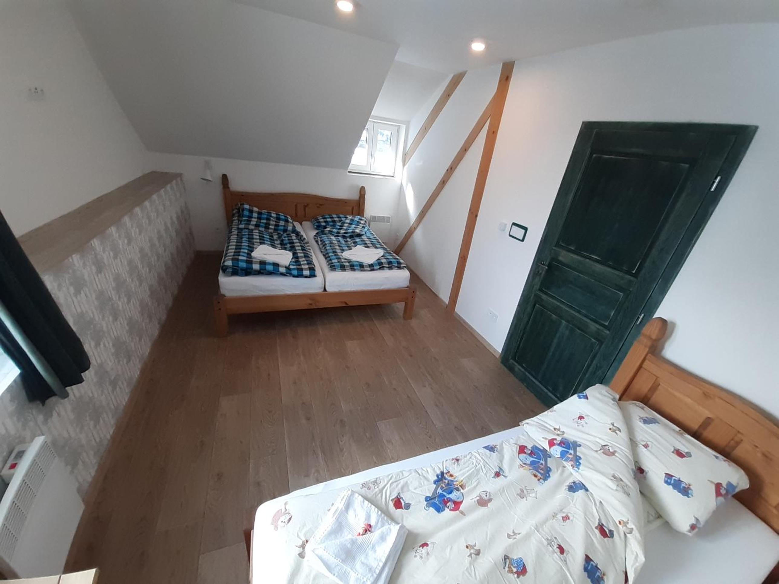 Two-Bedroom Apartment with Forest View - Photo 13