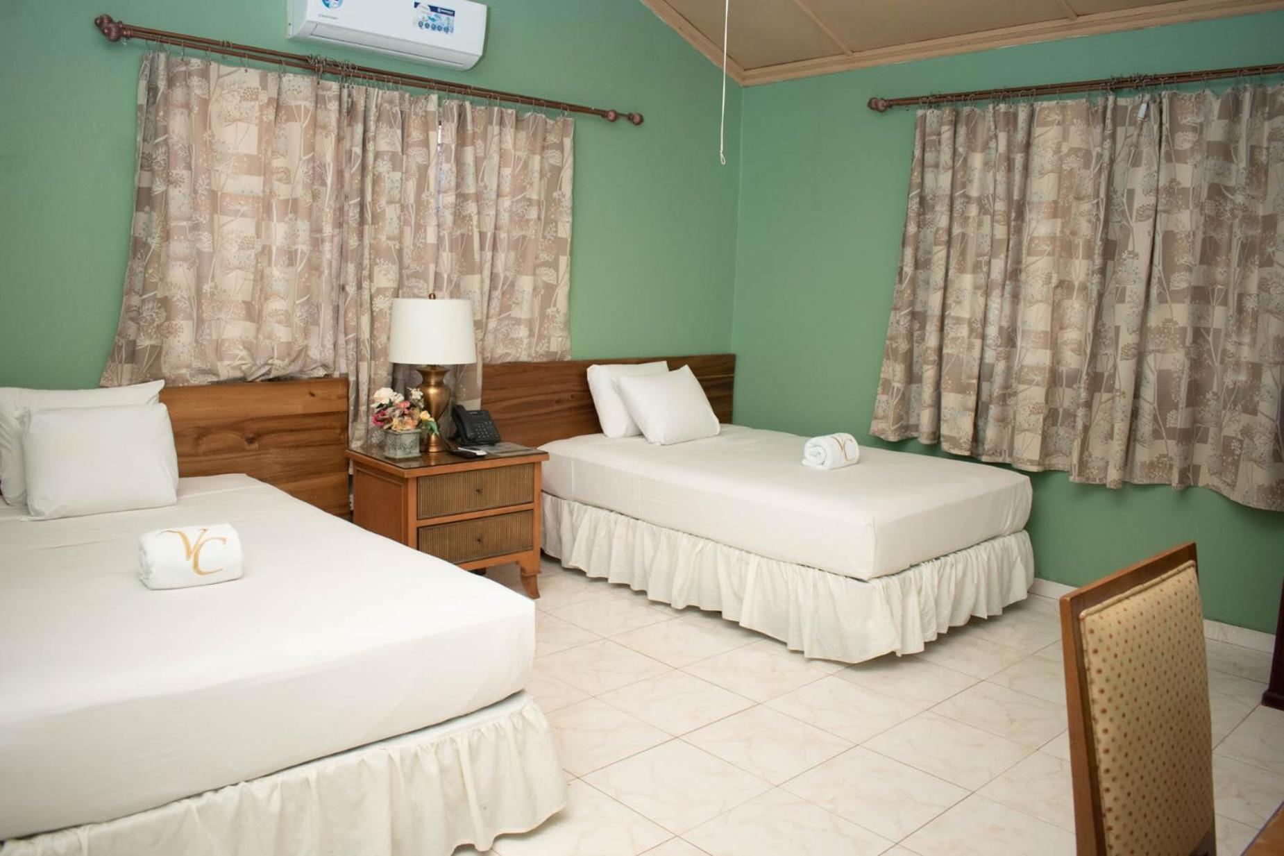 Deluxe Double Room photo 2
