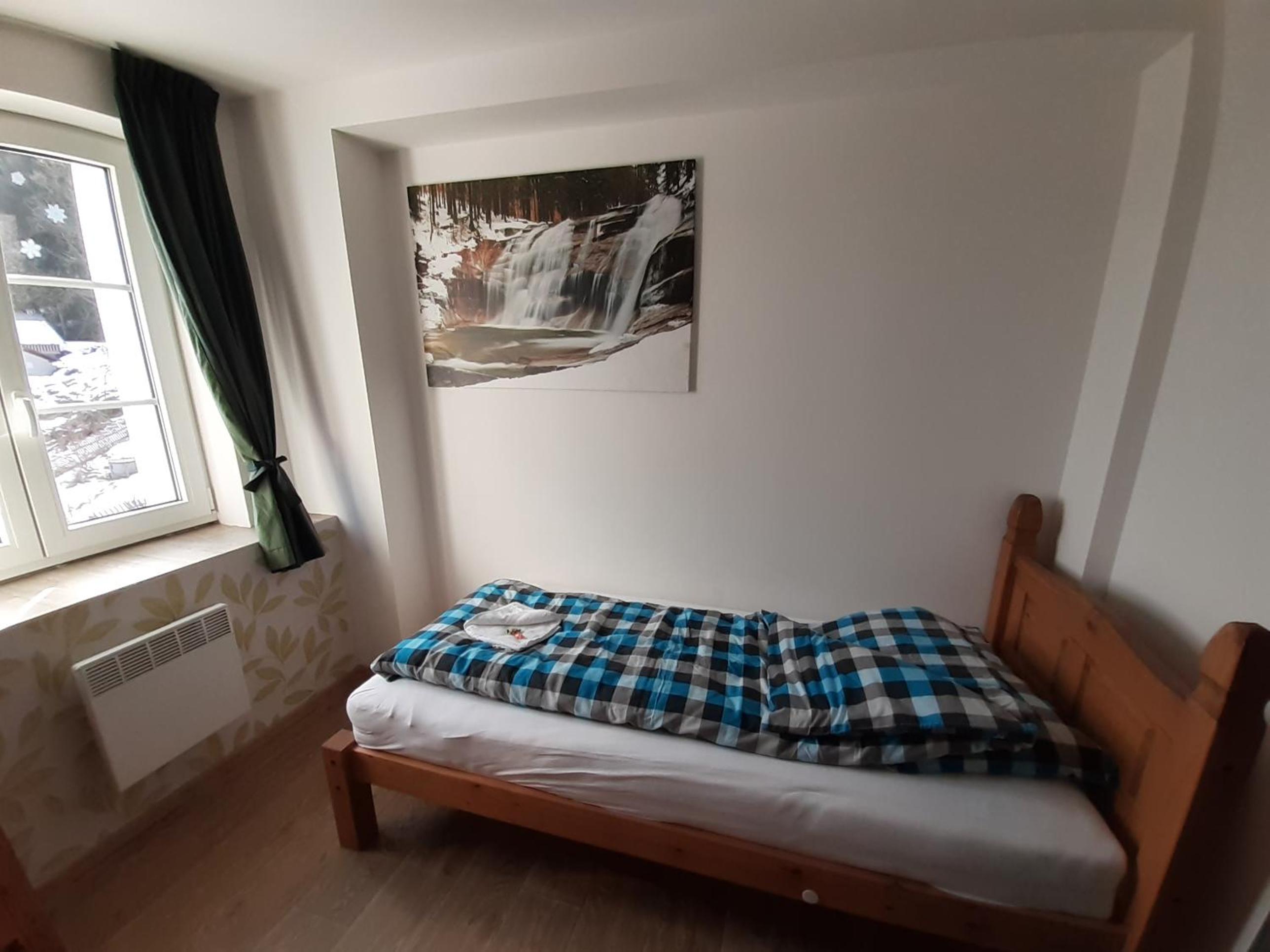Two-Bedroom Apartment - Photo 25
