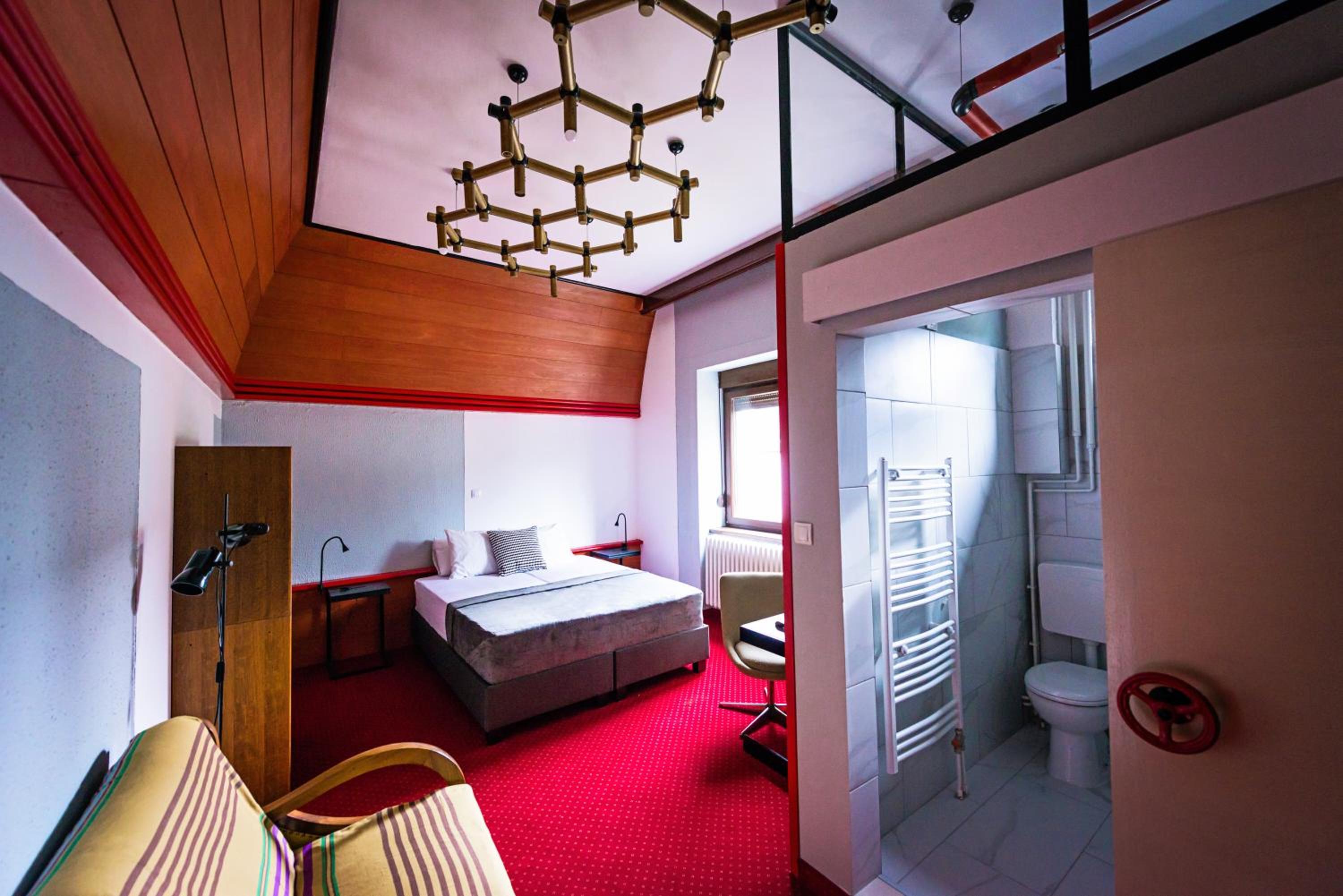 Superior Twin Room with Garden View photo 2