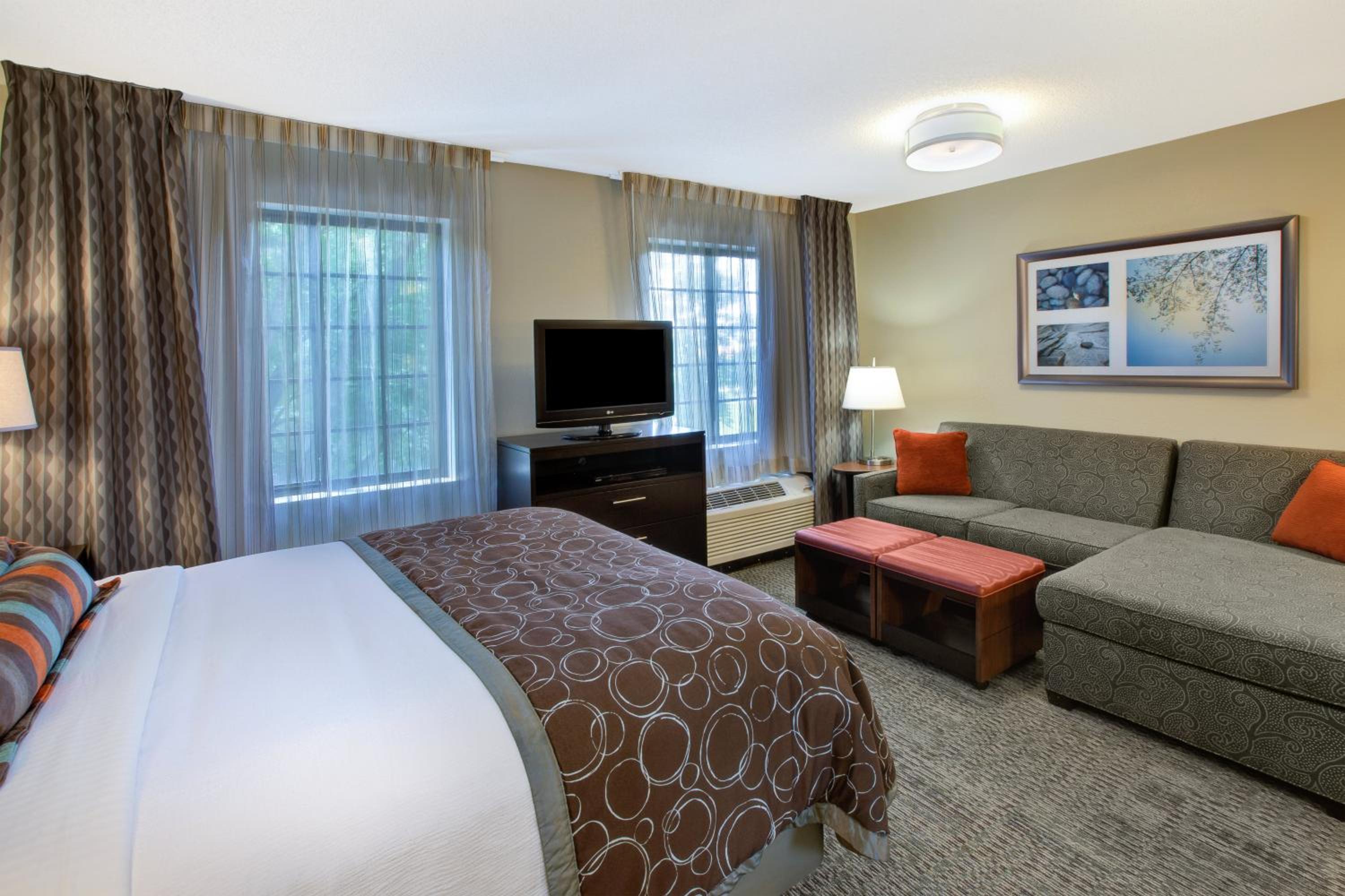 Studio Queen Suite - Photo 2