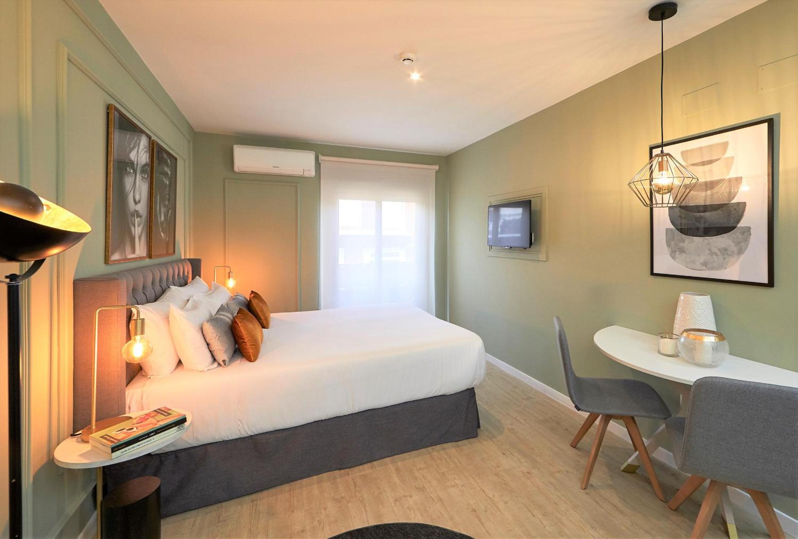 Deluxe Double Room photo 3