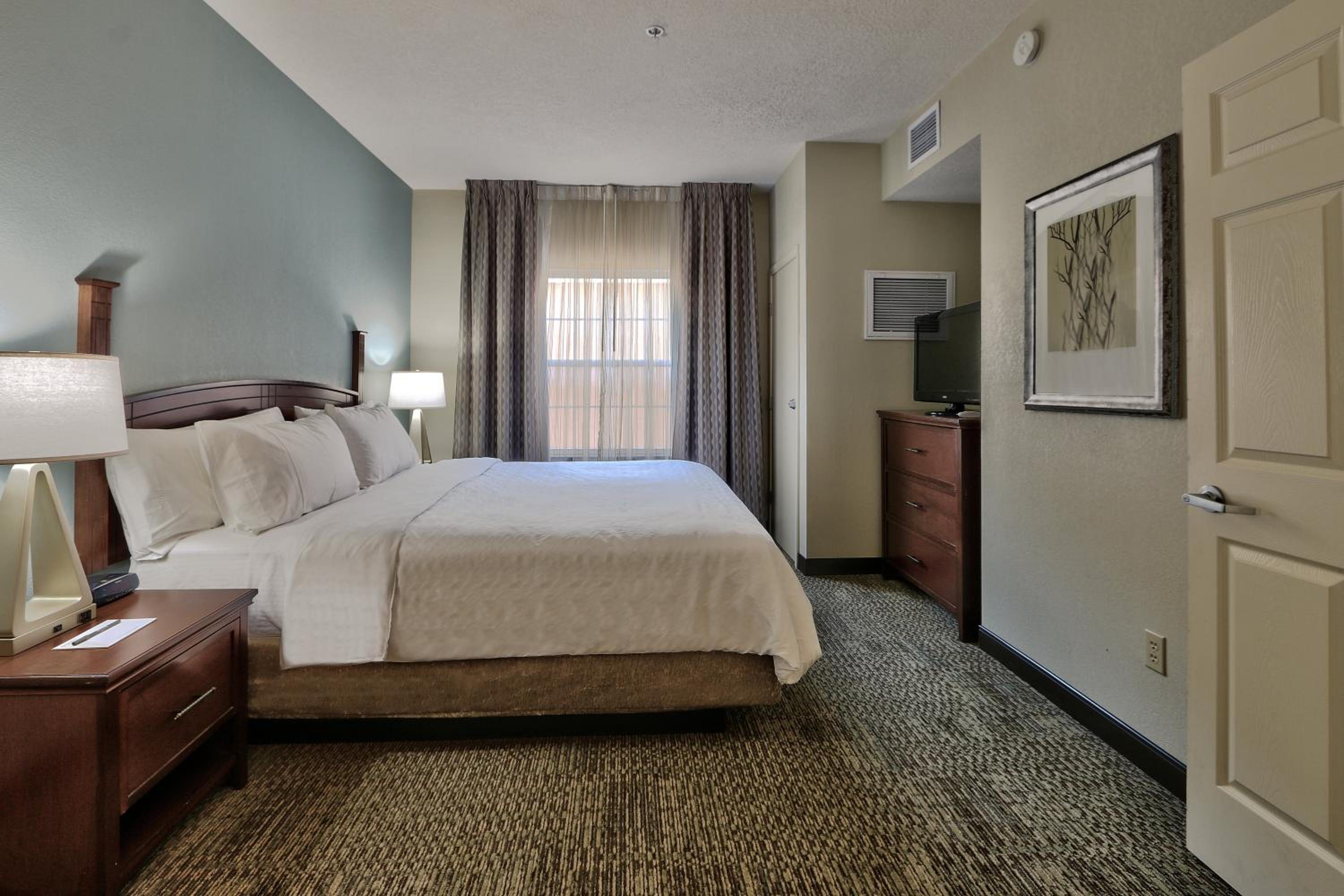 One-Bedroom King Suite - Photo 1