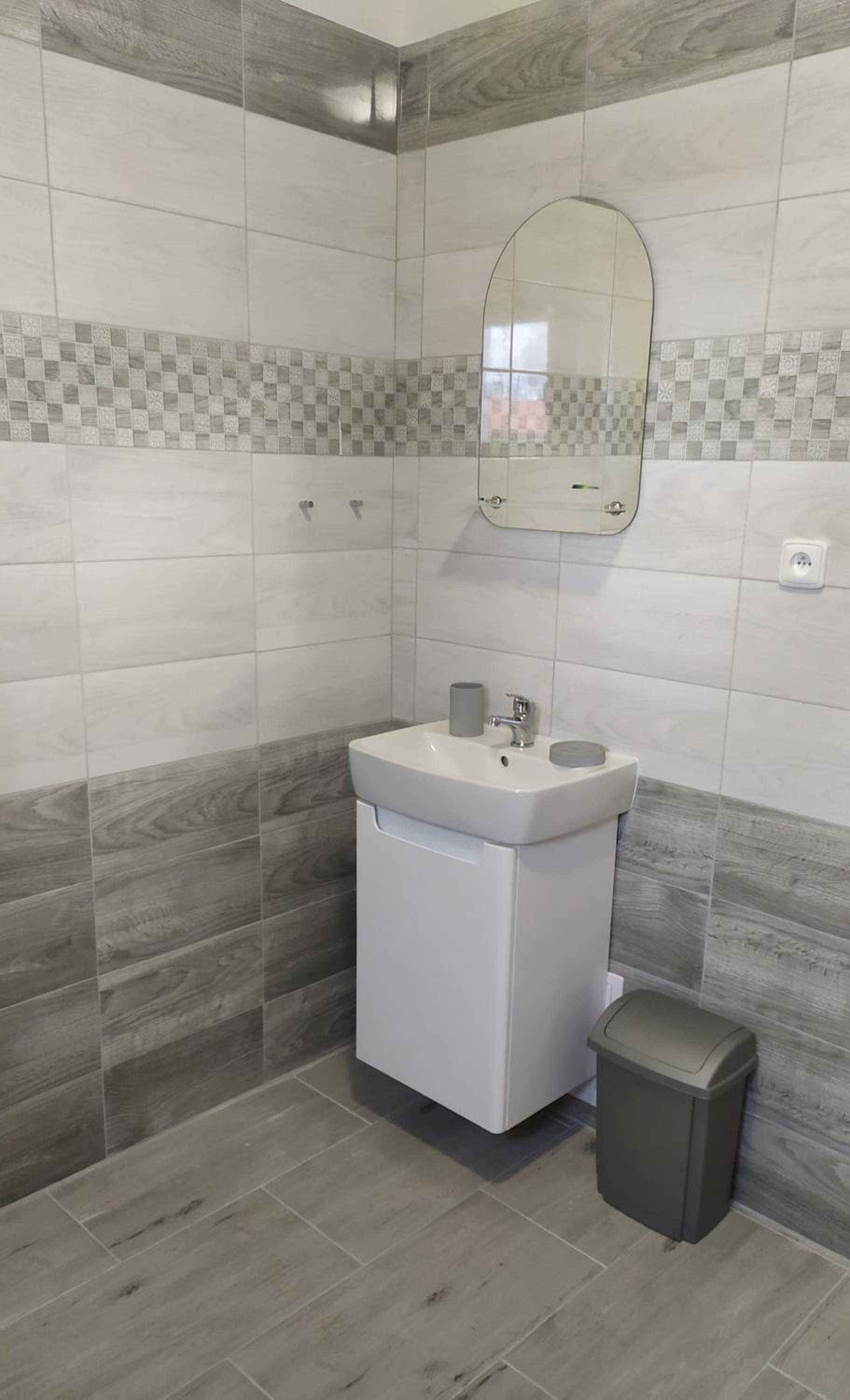 Standard Double or Twin Room - Photo 4