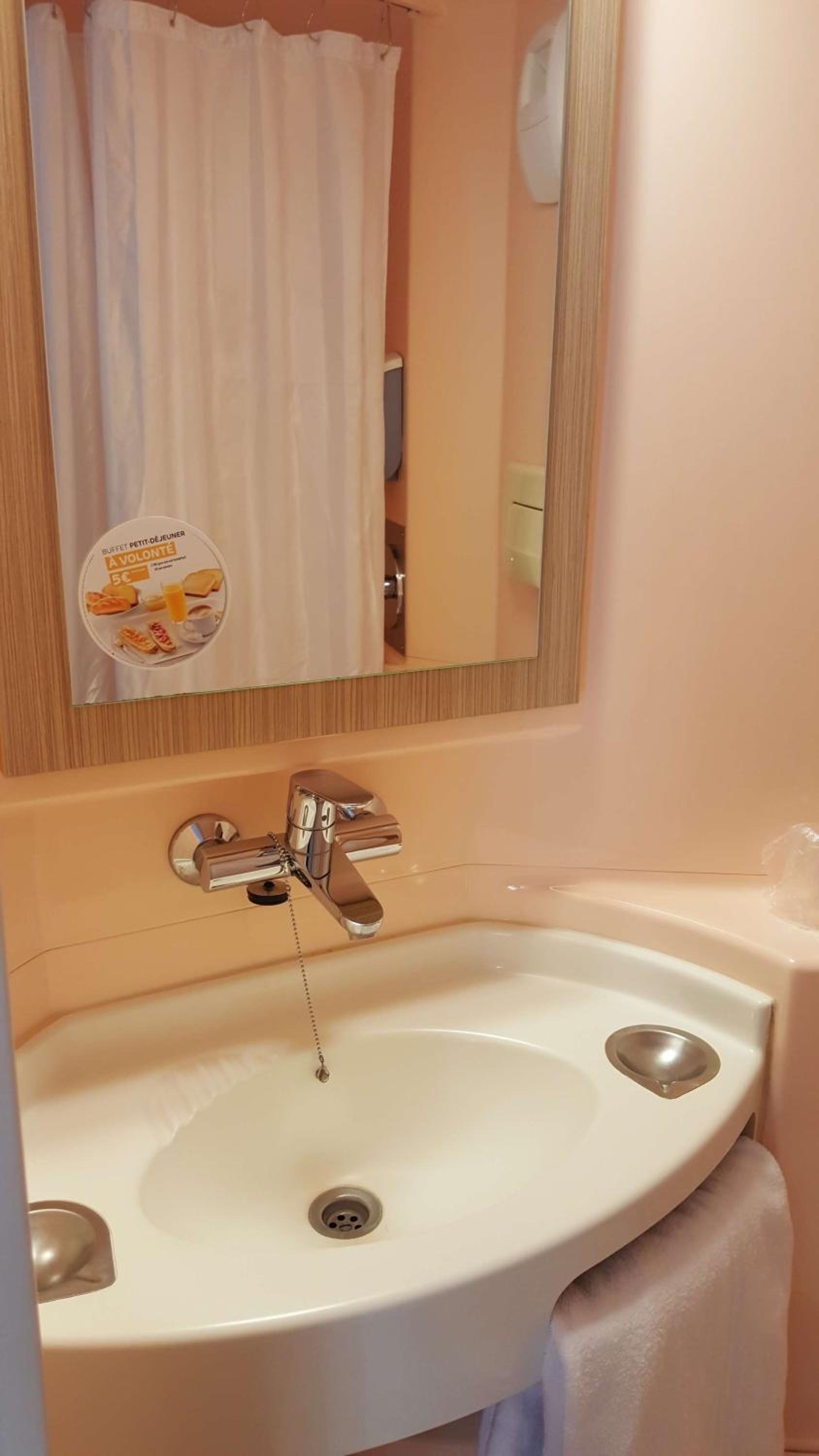 Triple Room - Photo 3