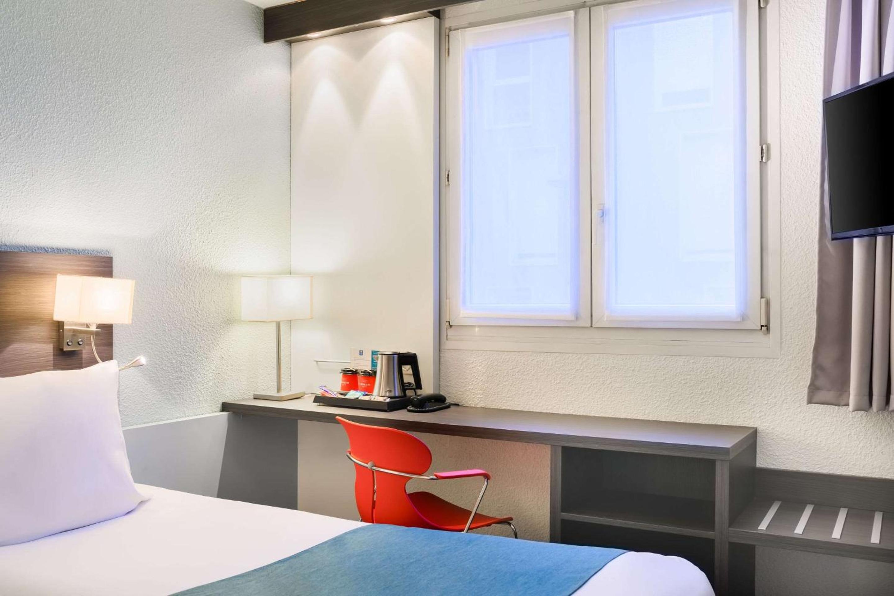 Double Room - Photo 2