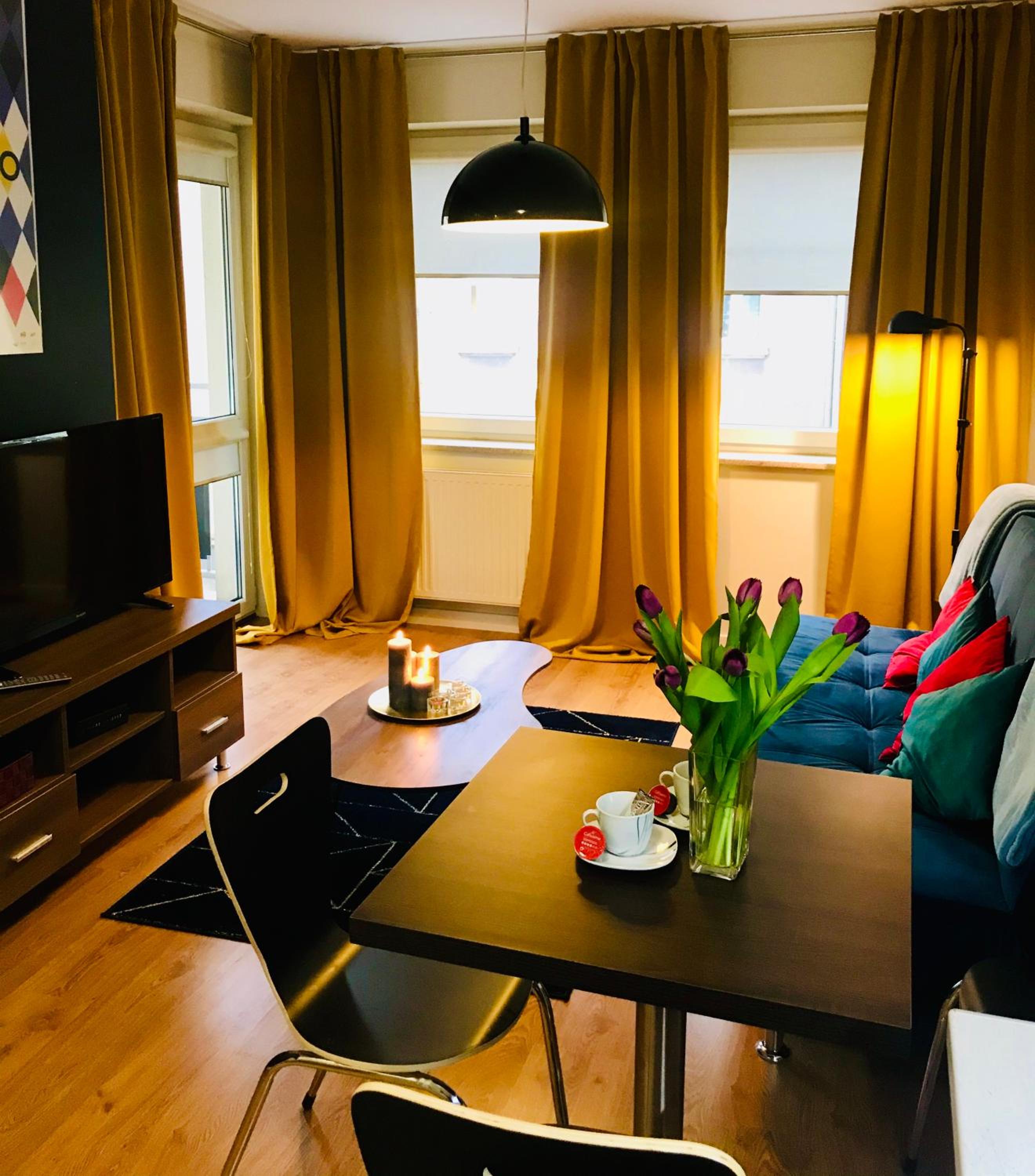 Apartment with Balcony photo 1