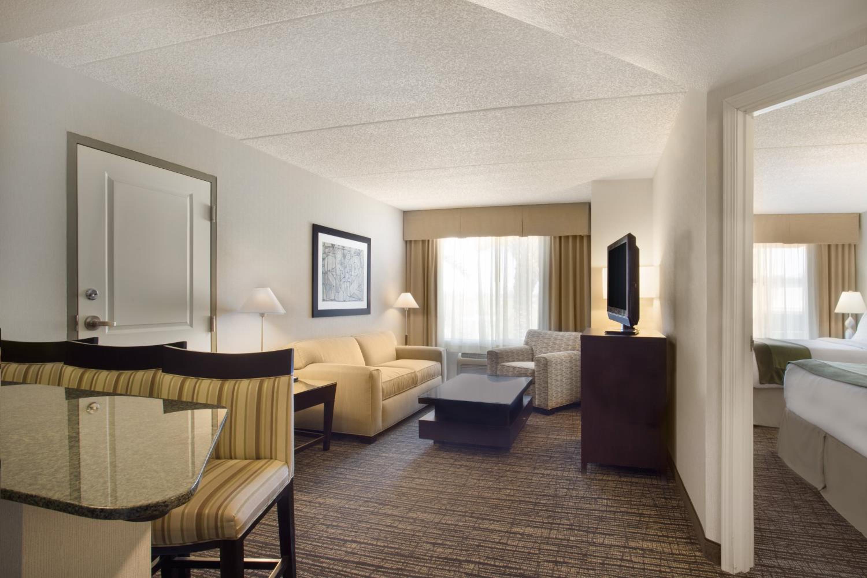 One-Bedroom Suite with Two Queen Beds - Photo 1