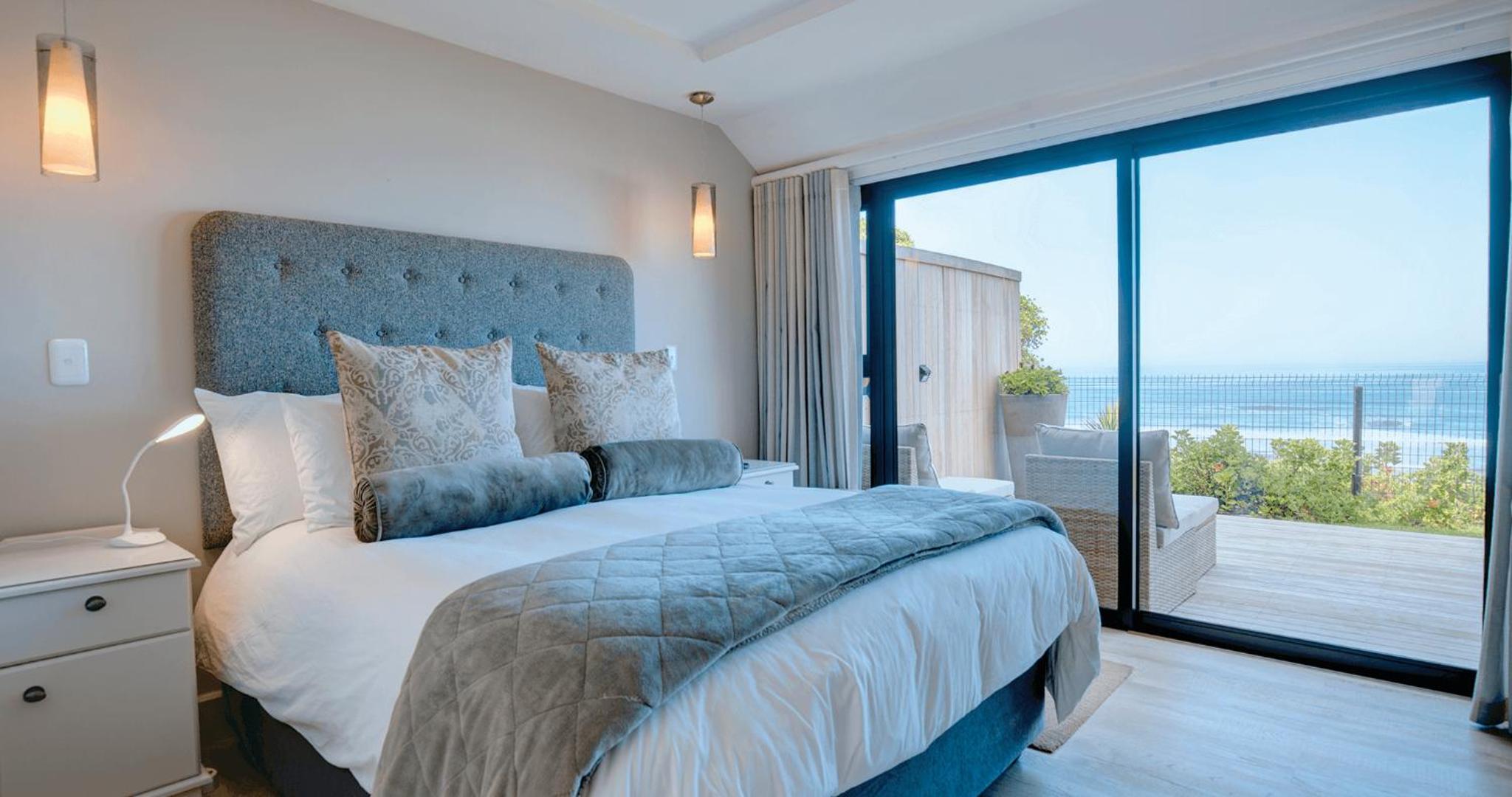 Queen Room with Sea View