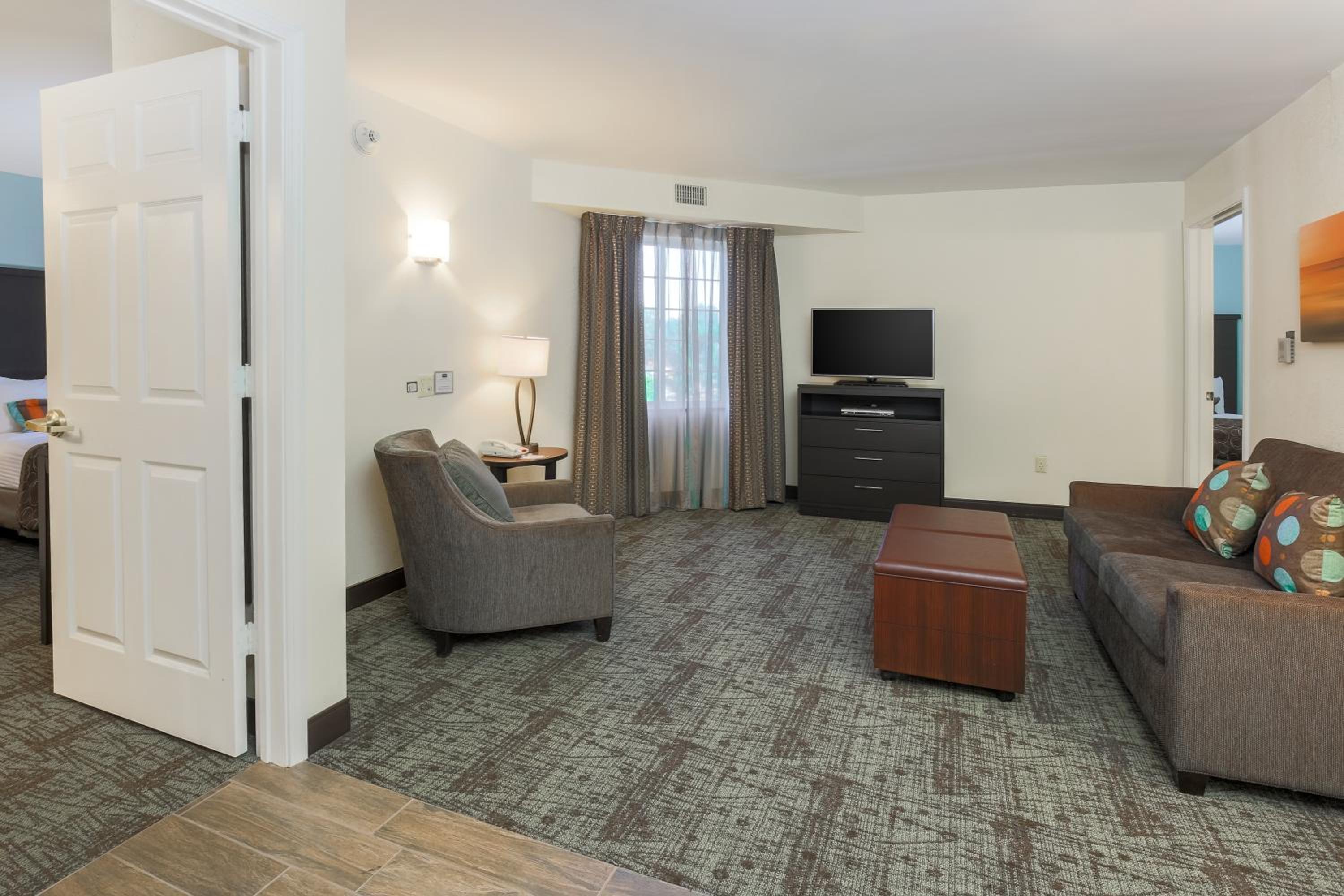 Two-Bedroom Suite with Oner King Bed and One Queen Bed - Photo 3
