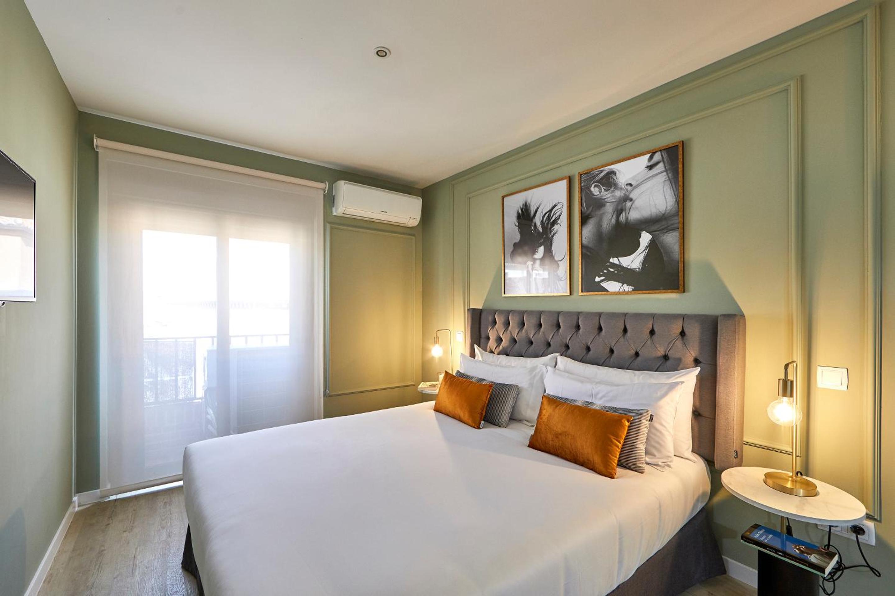 One-Bedroom Suite photo 3