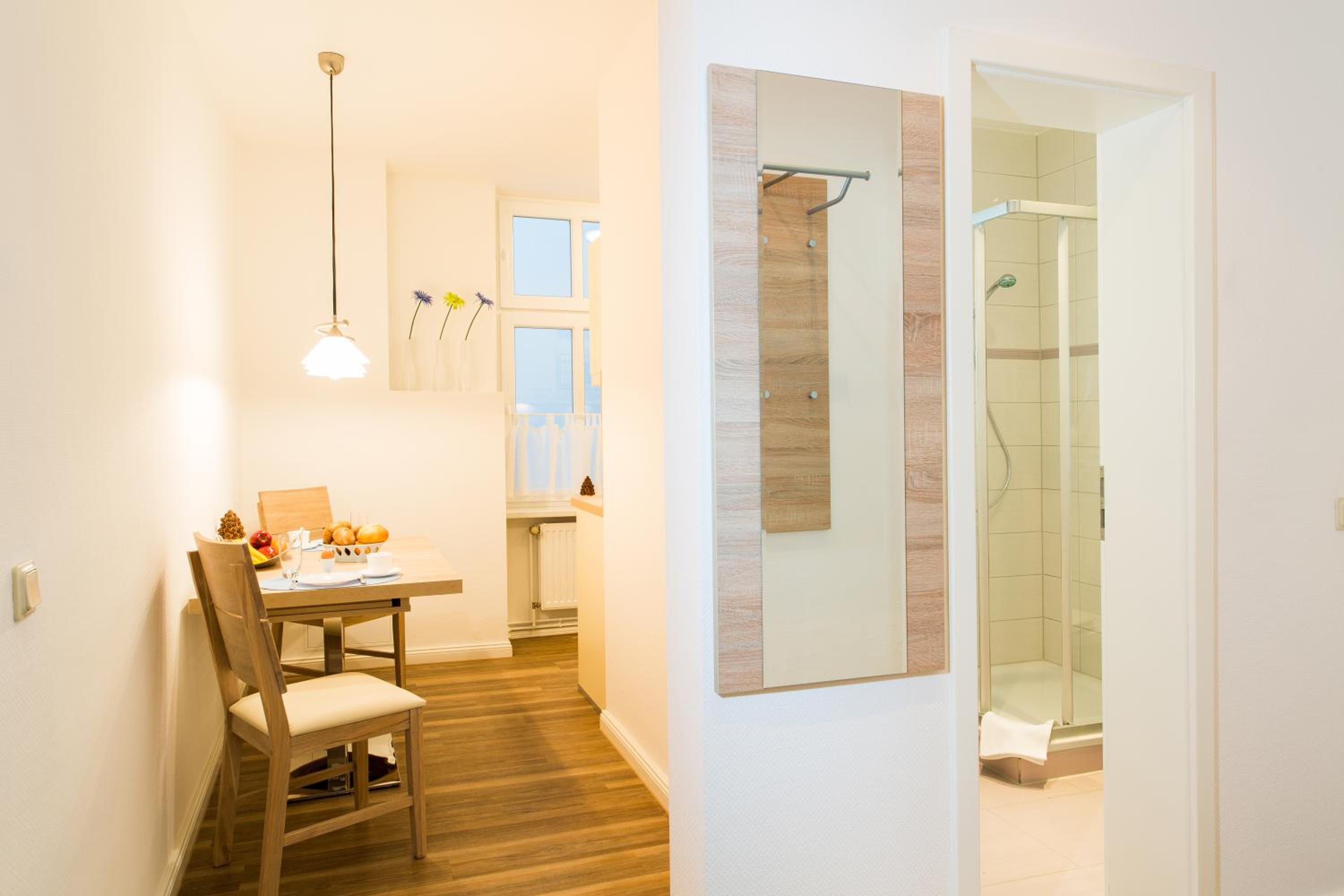 One-Bedroom Apartment - Side Sea View photo 2
