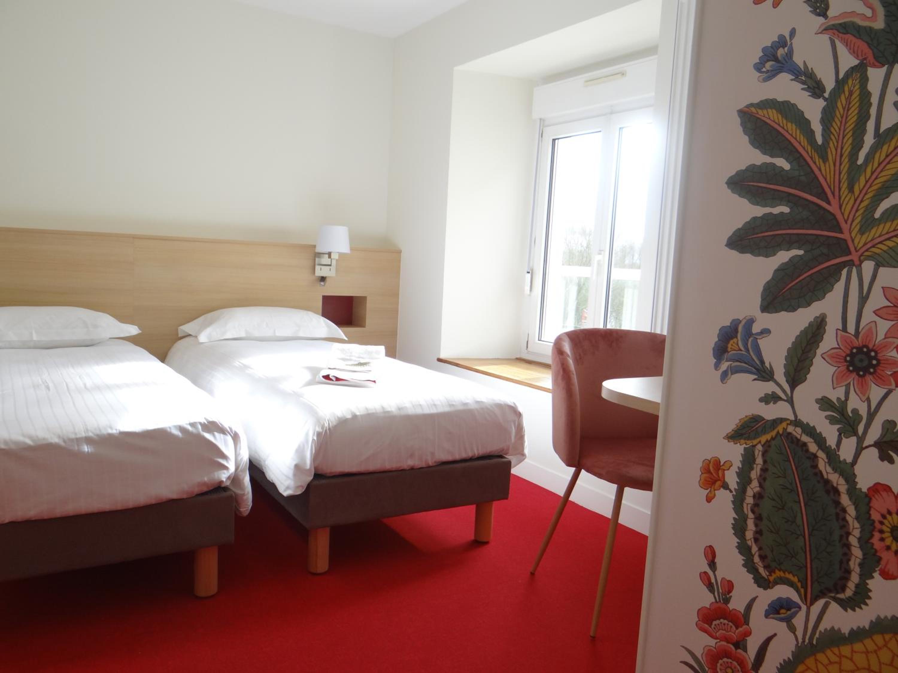 Superior Twin Room photo 3