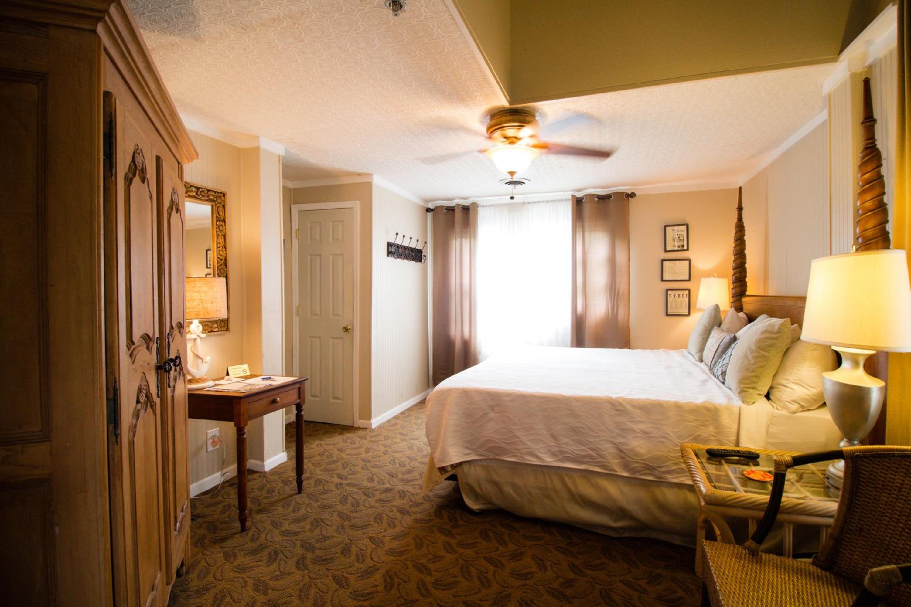 Superior King Room photo 2