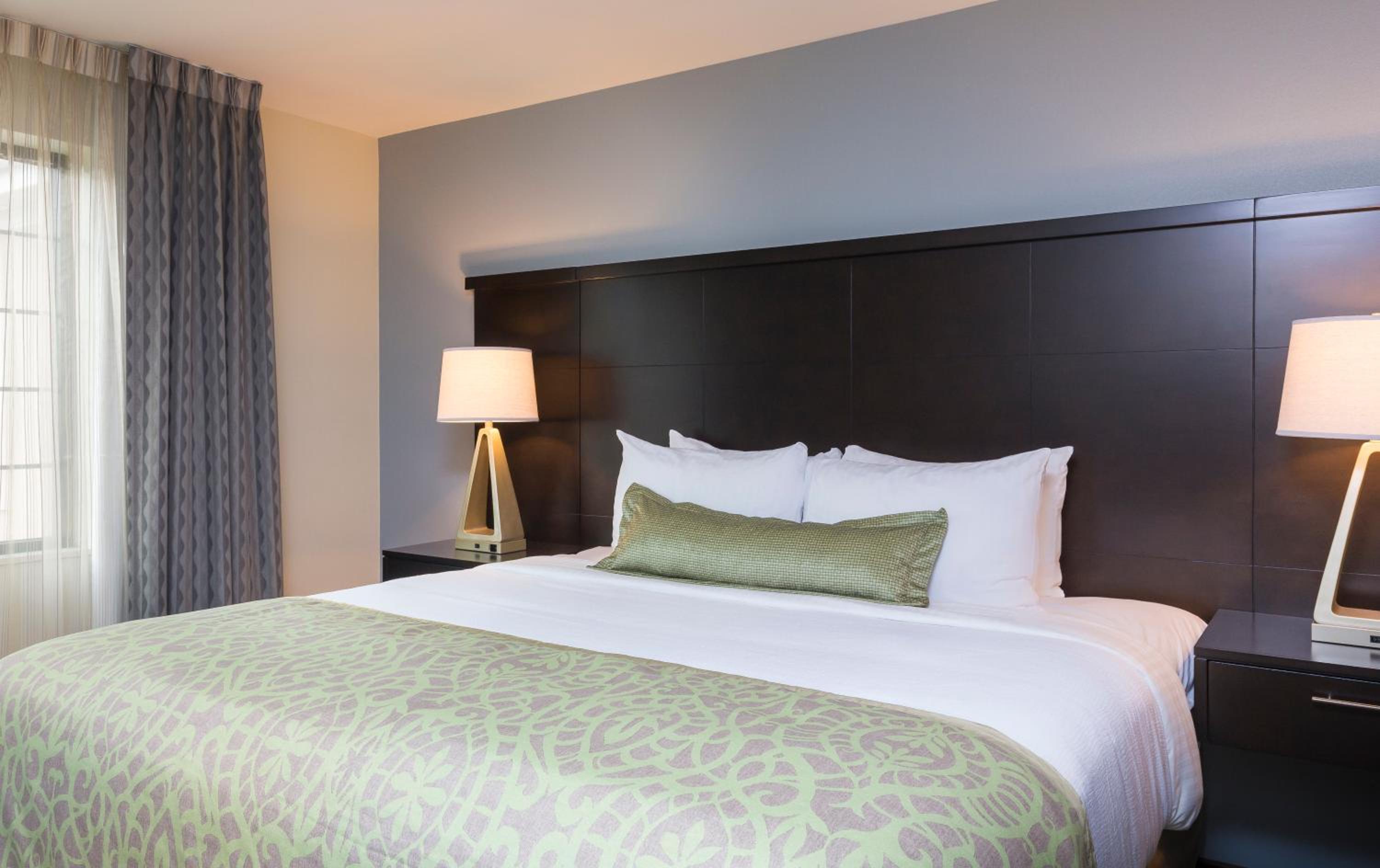 Queen Room with Two Queen Beds - Hearing Accessible photo 2