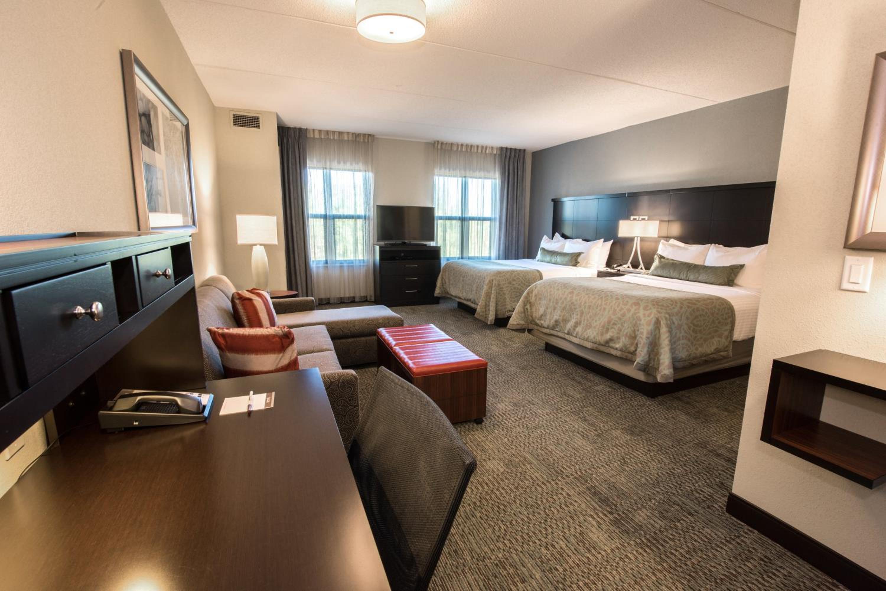Two-Bedroom Suite photo 1