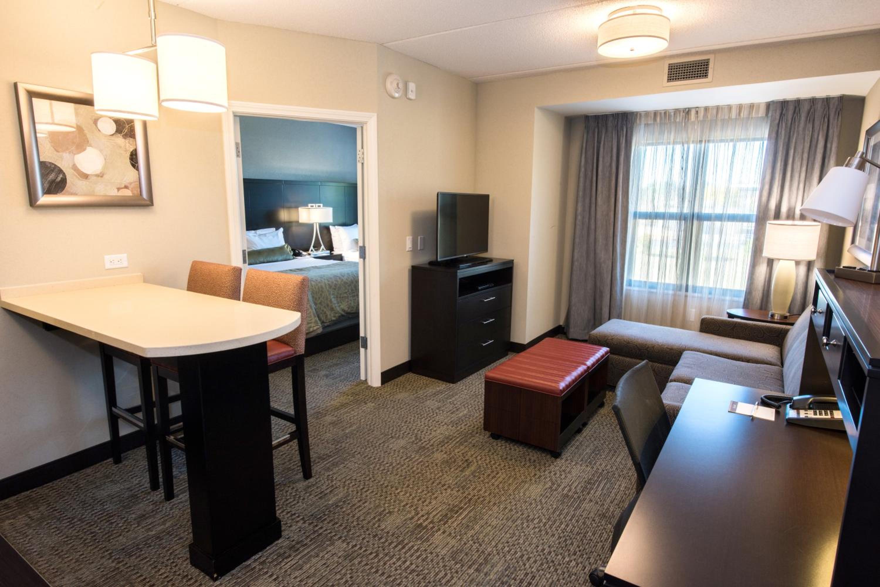 Two-Bedroom Suite photo 2