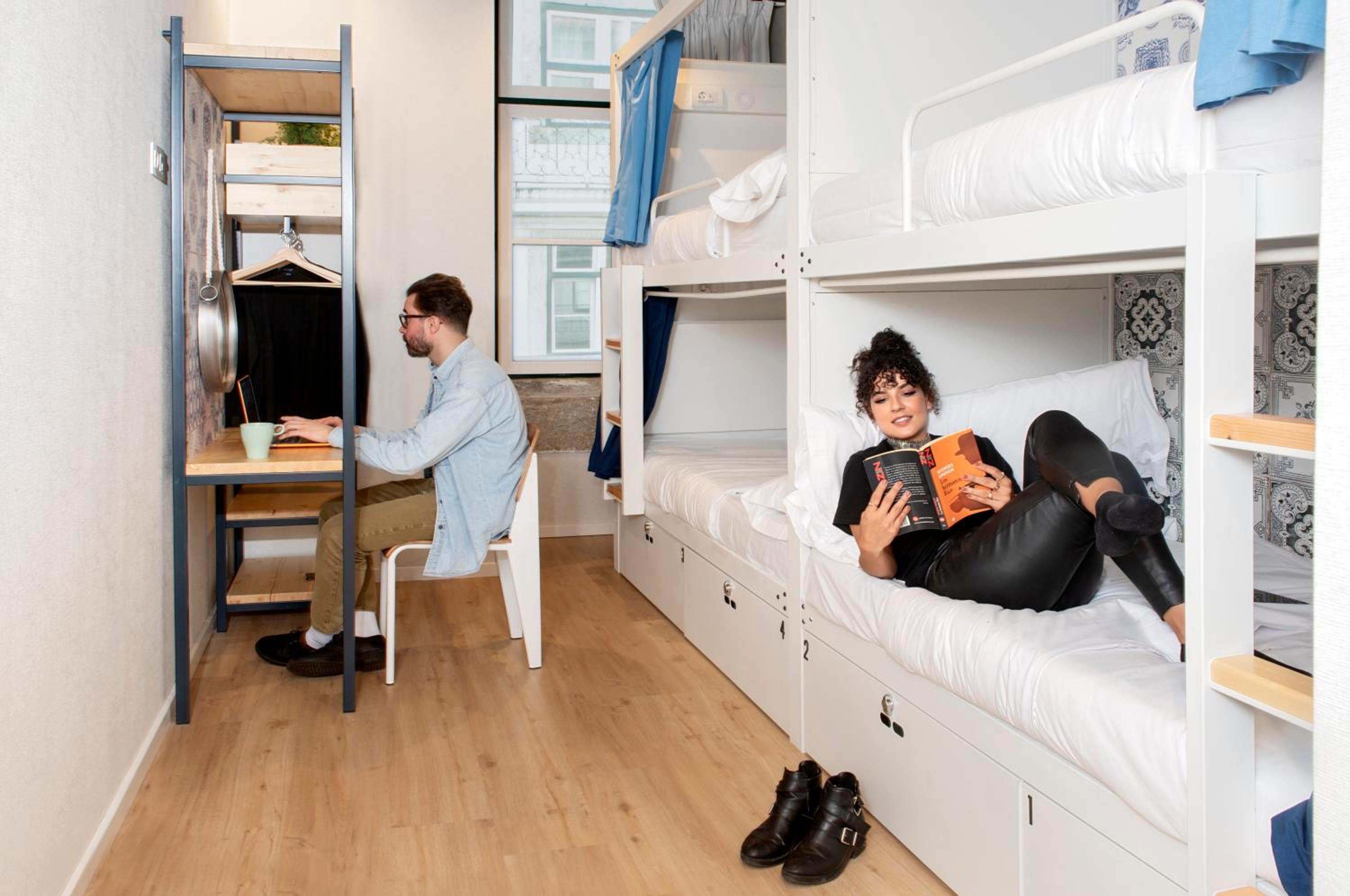 Bed in 4-Bed Mixed Dormitory Room photo 1