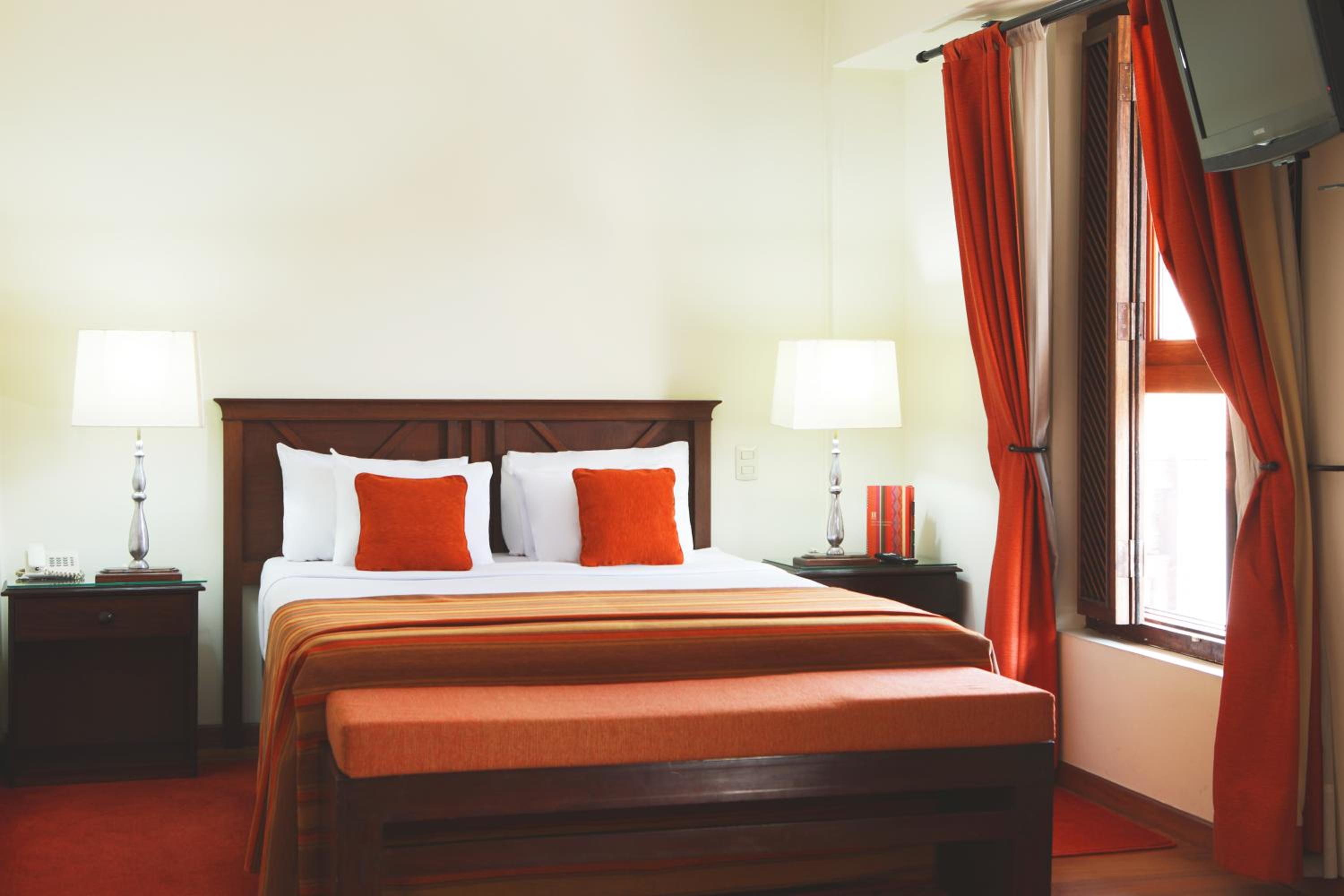 Double Room - Photo 4