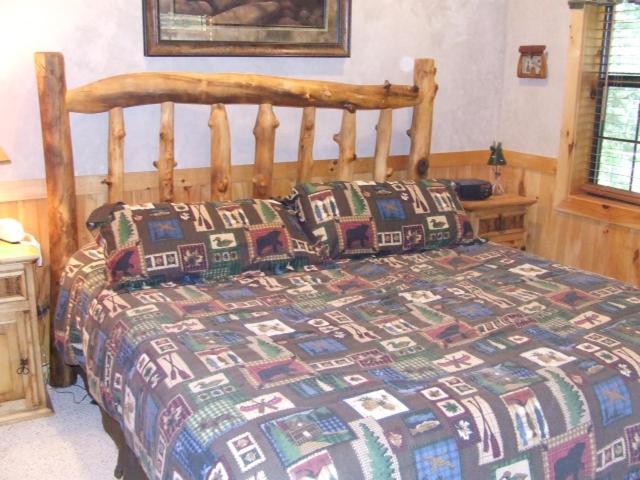 Three-Bedroom House photo 1