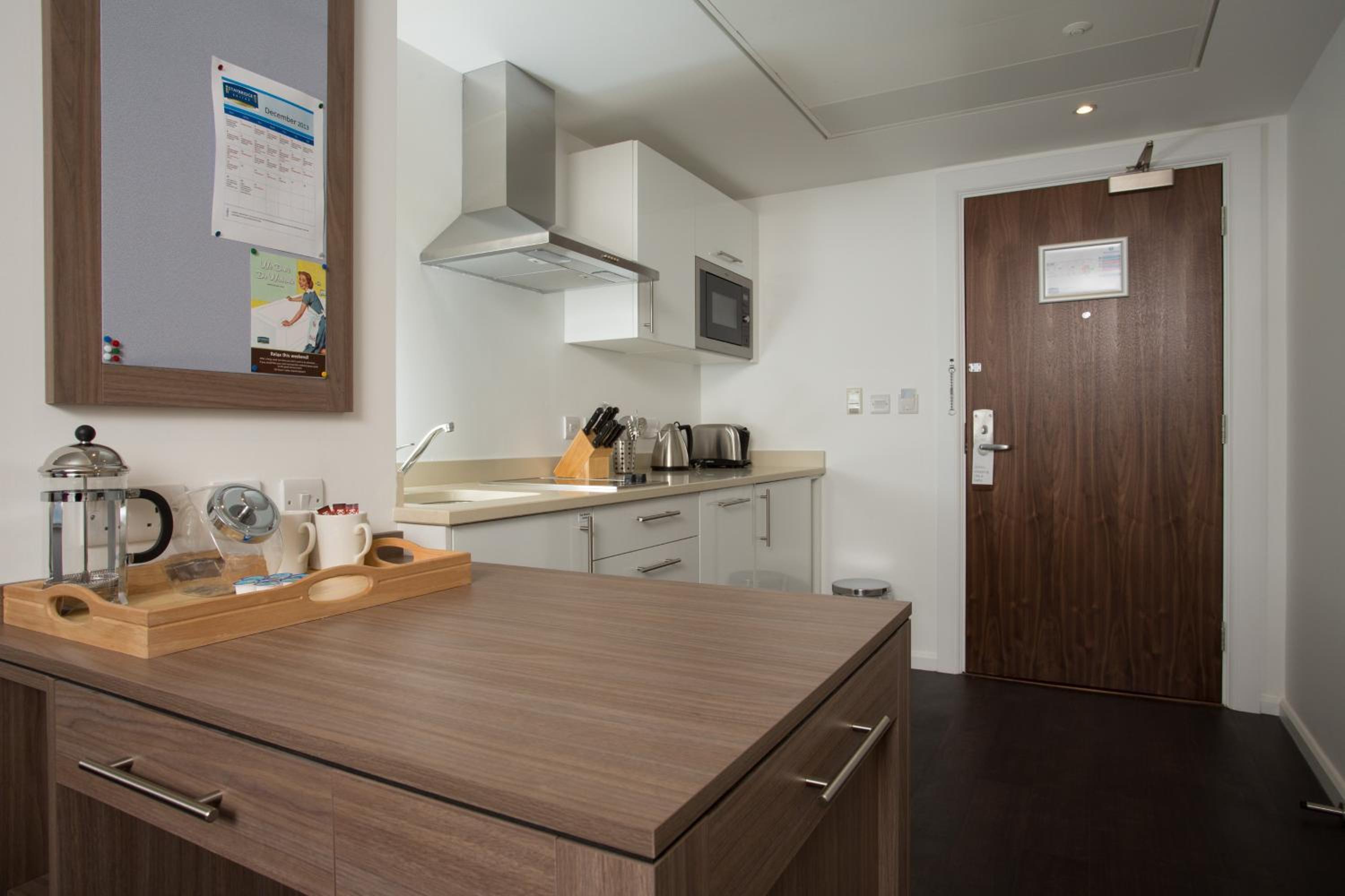 Studio King Suite - Accessible photo 2