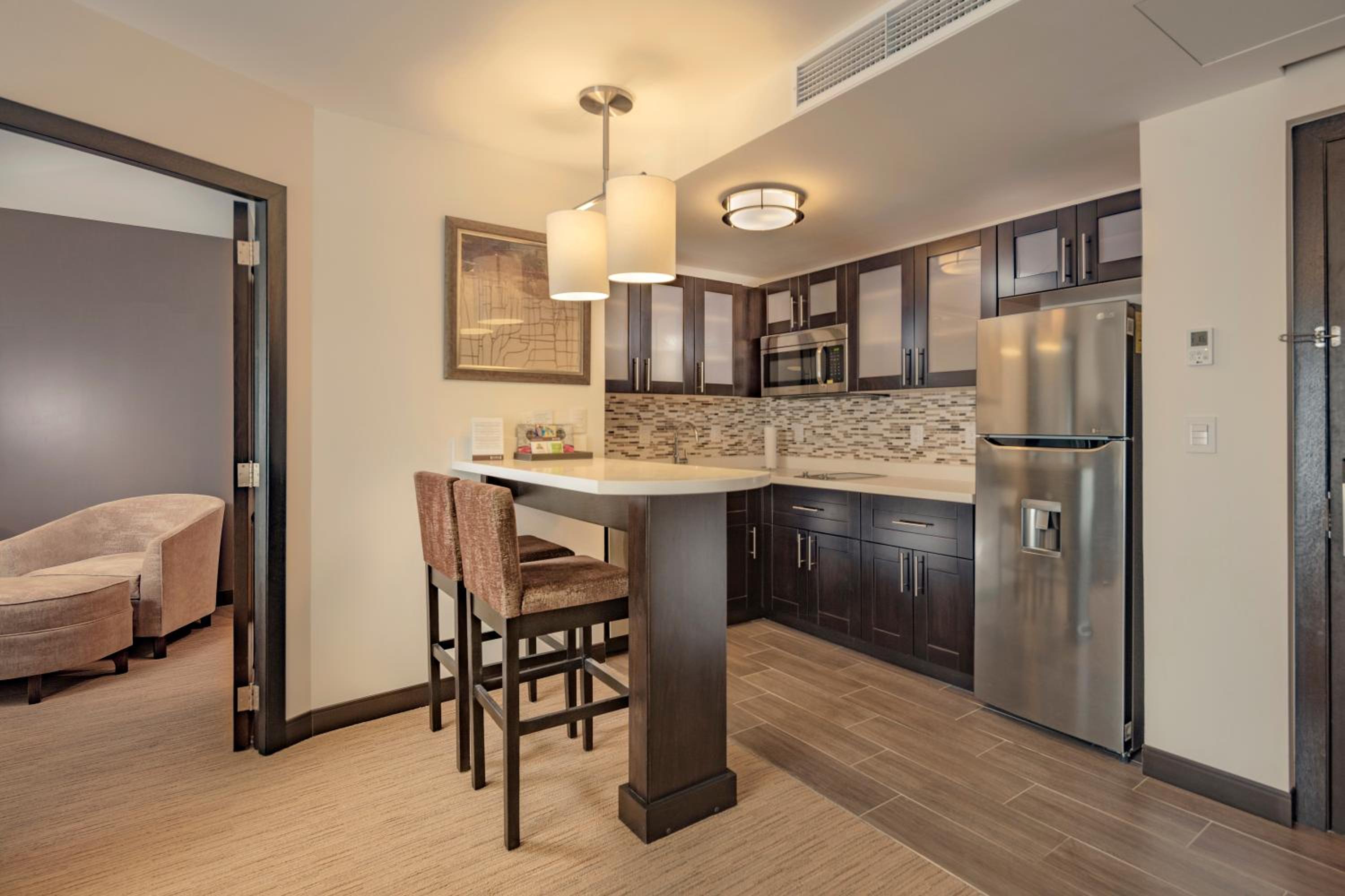 Two-Bedroom Suite photo 3