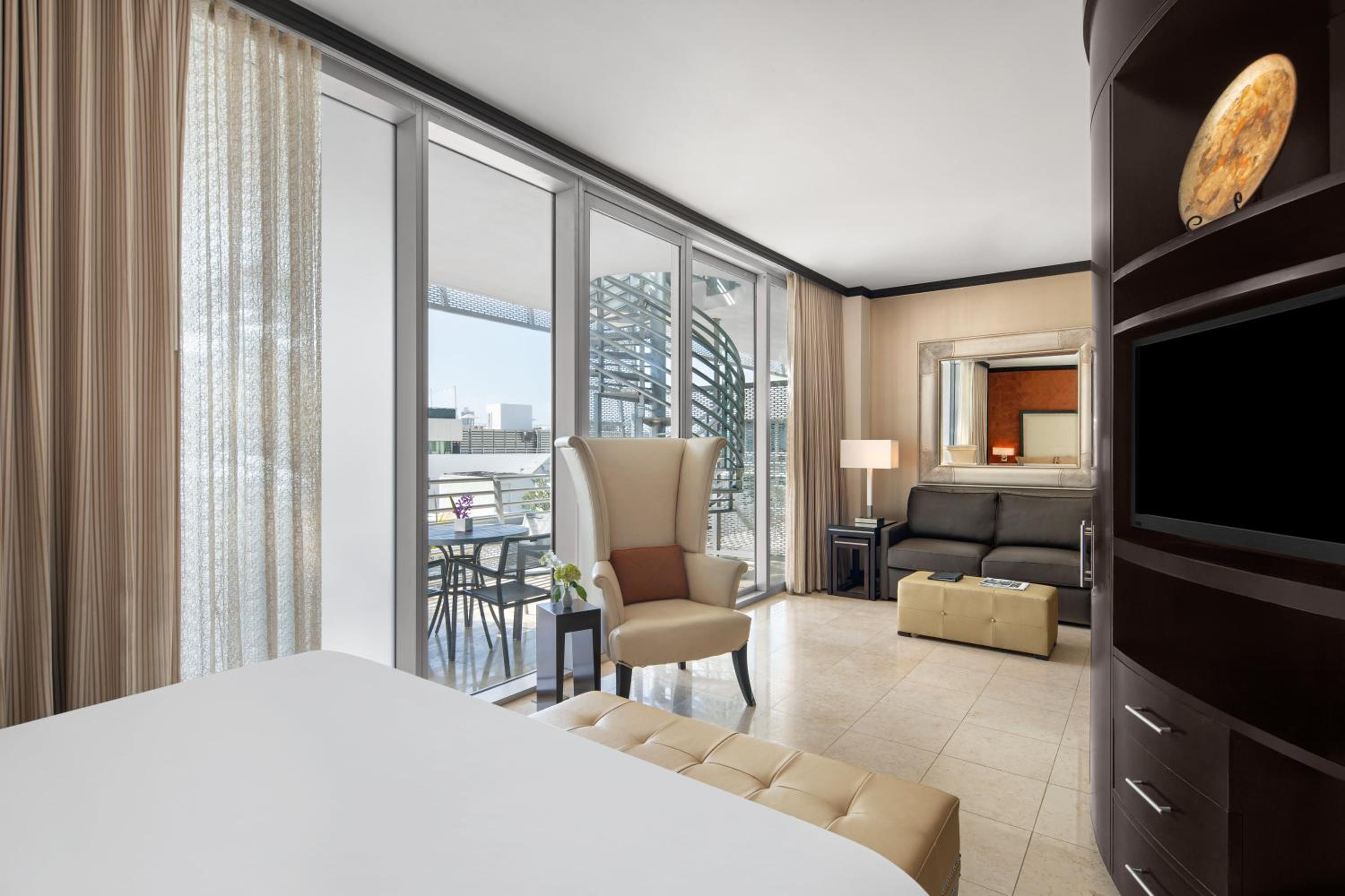 Partial Ocean View Rooftop Terrace Suite photo 2