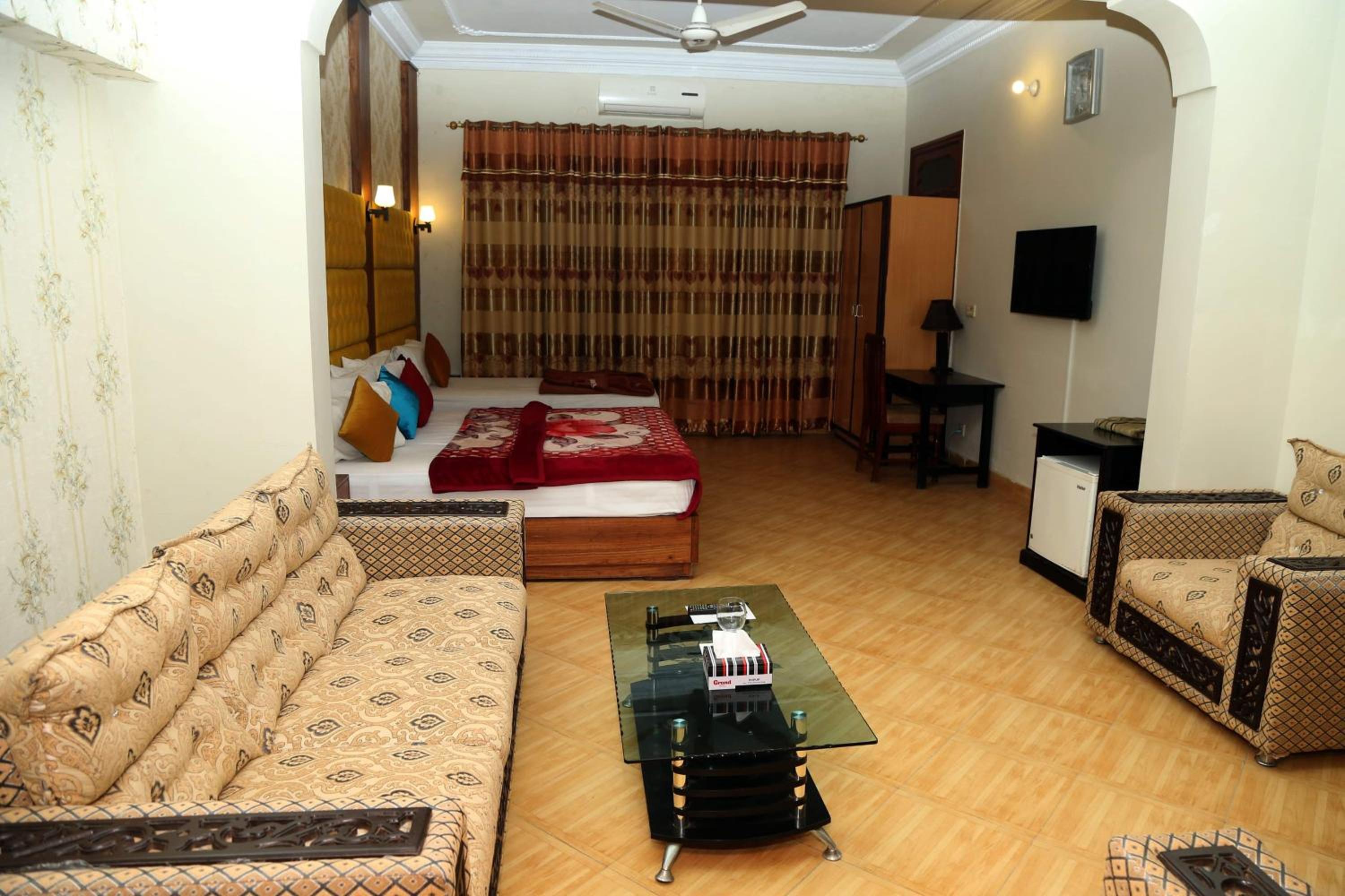 Family Suite photo 2