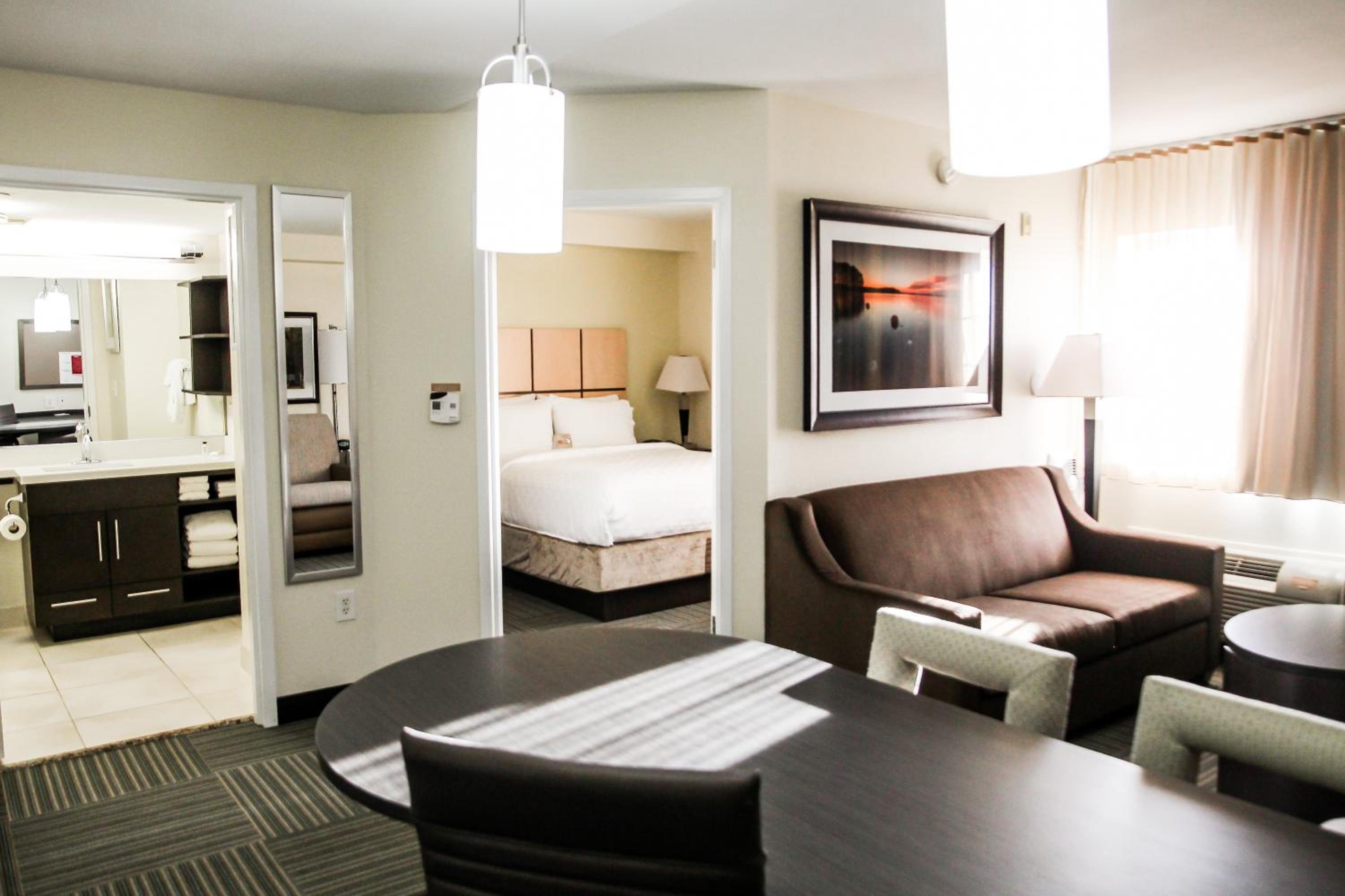 One-Bedroom Queen Suite - Photo 1