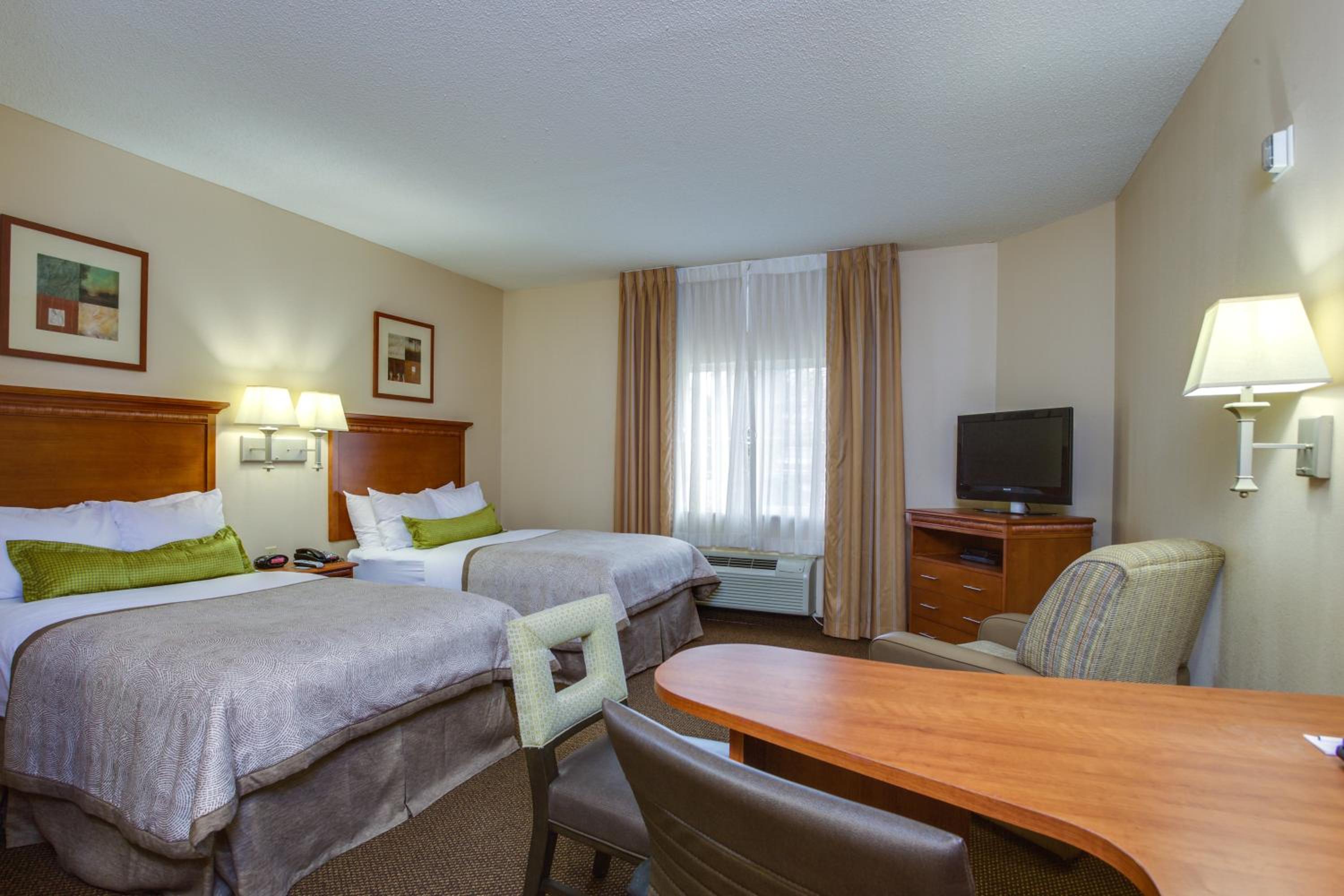 Suite with Two Double Beds - Hearing Accessible - Photo 3