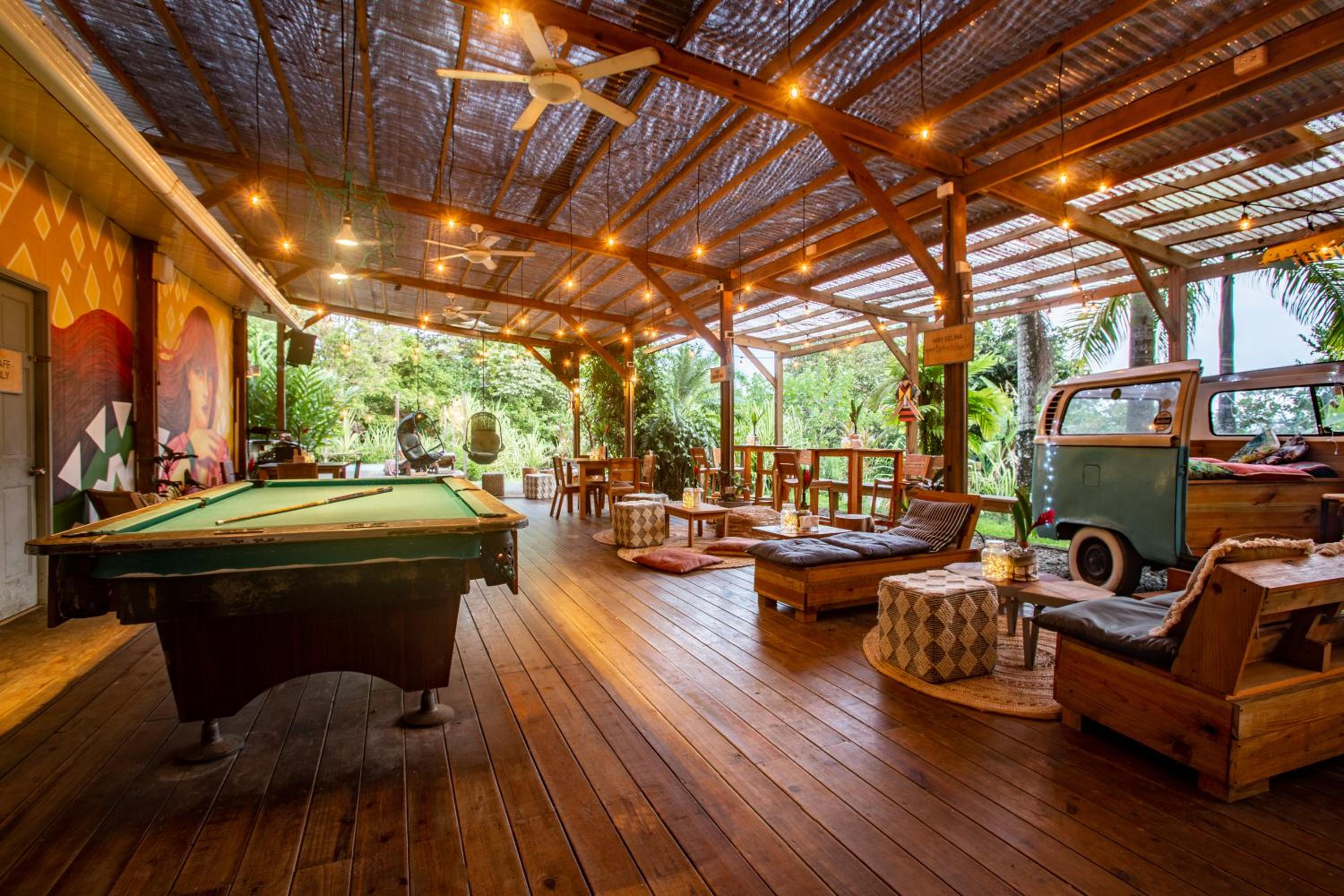 Deluxe Bungalow