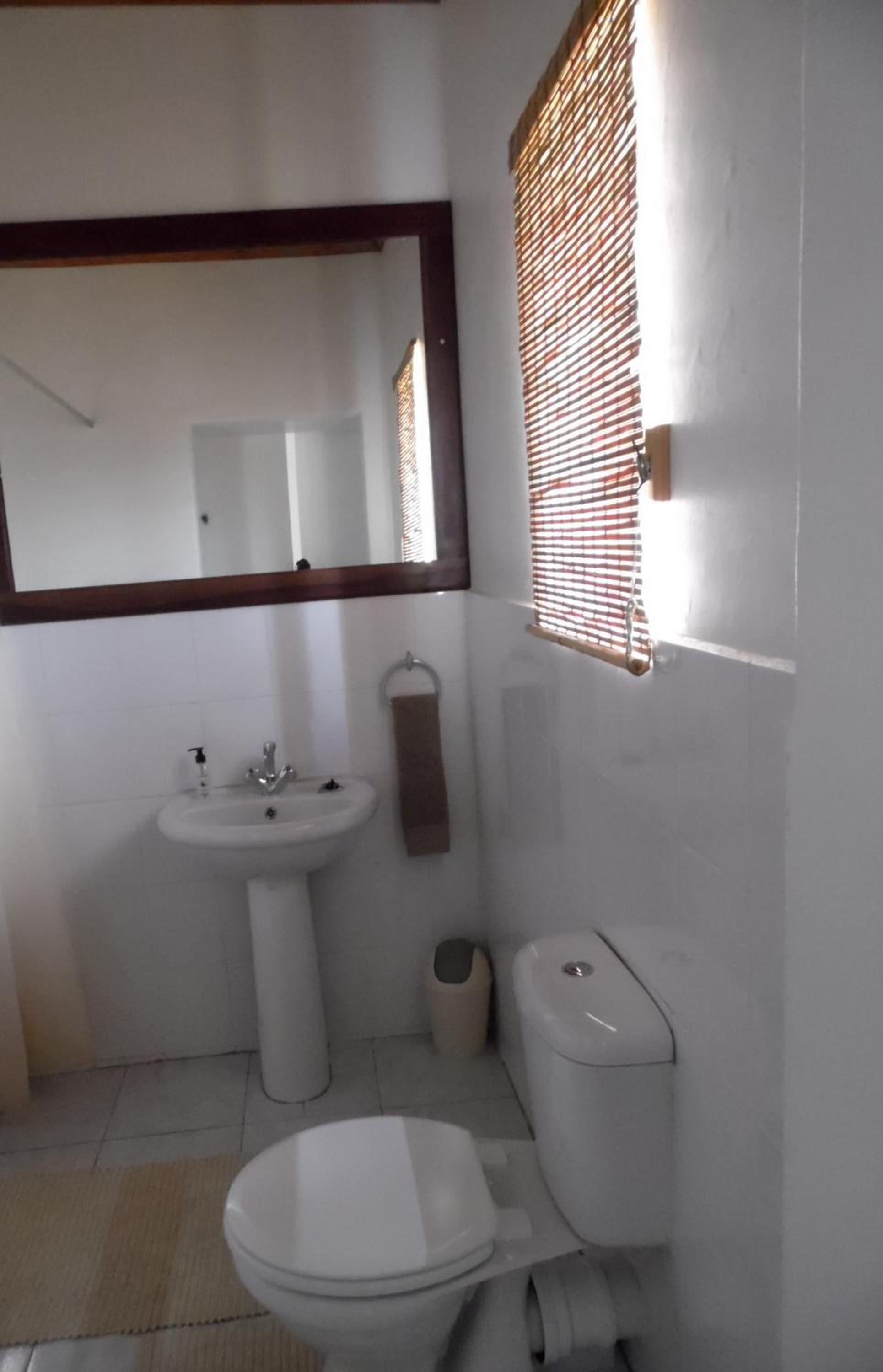 Double Room with Private Bathroom photo 3