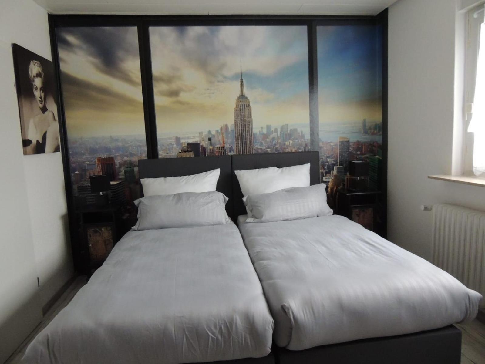 Double Room with Private Bathroom photo 1