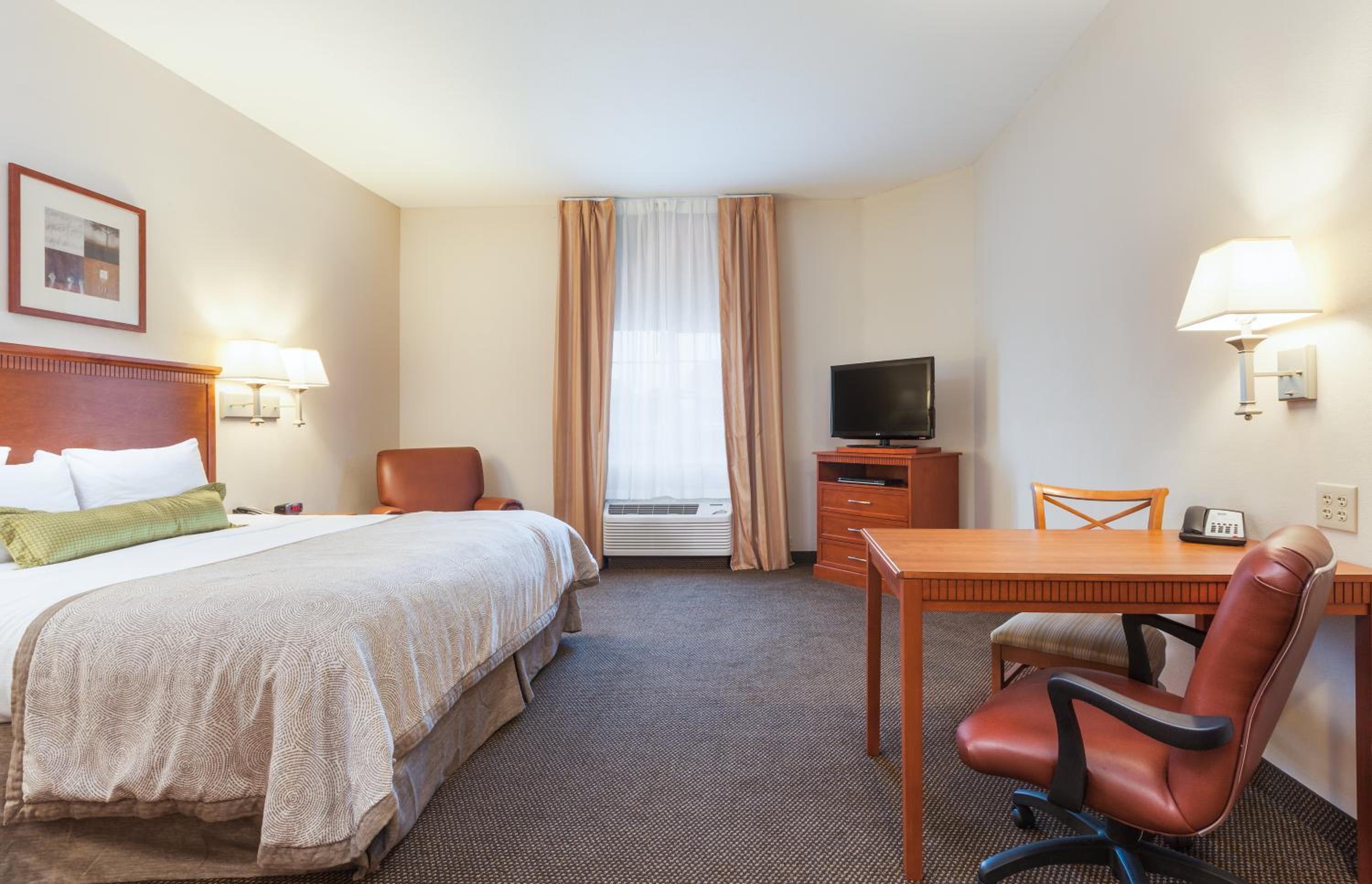 King Studio Suite