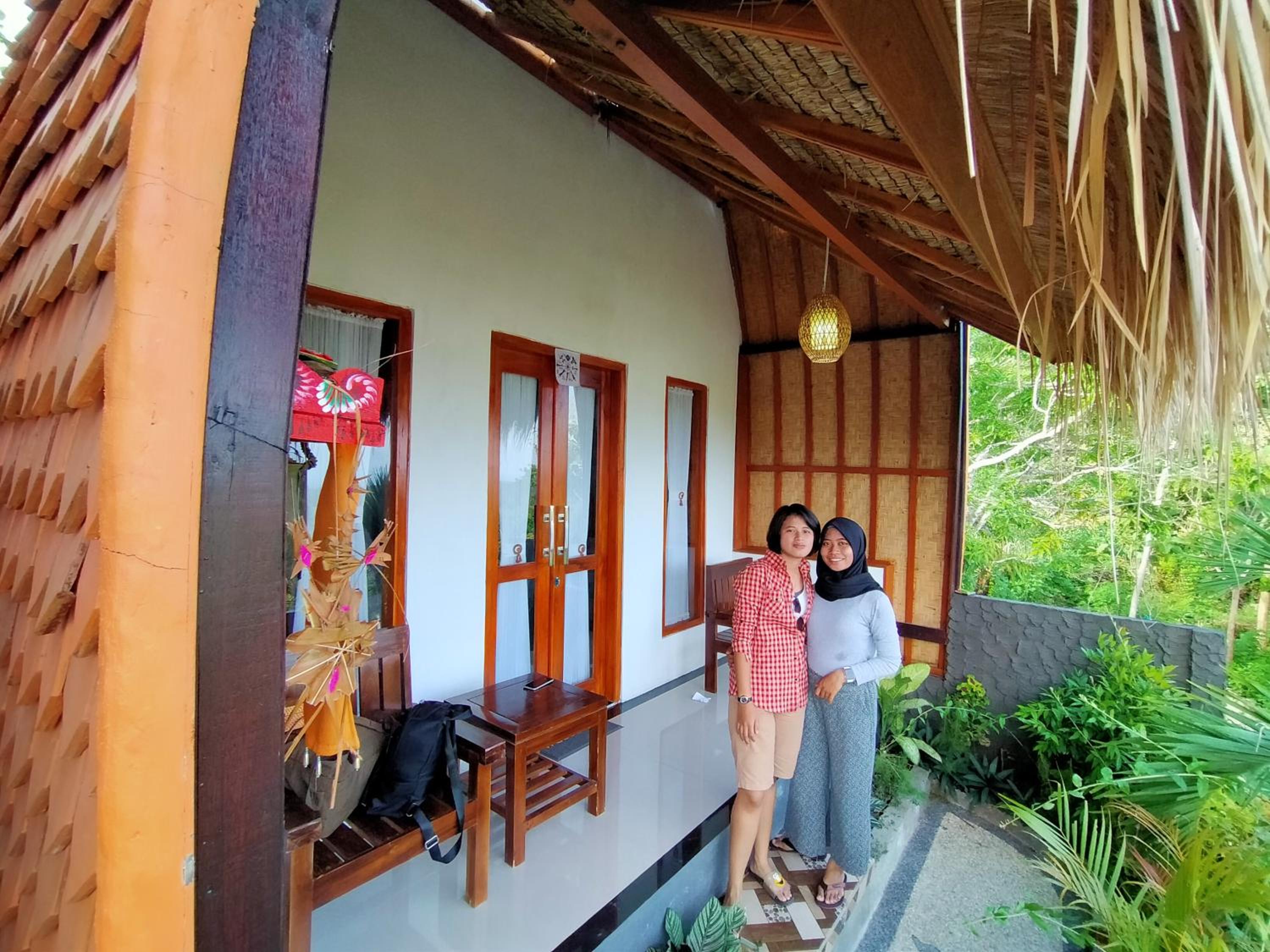 Deluxe Double Room (2 Adults + 1 Child) - Photo 7