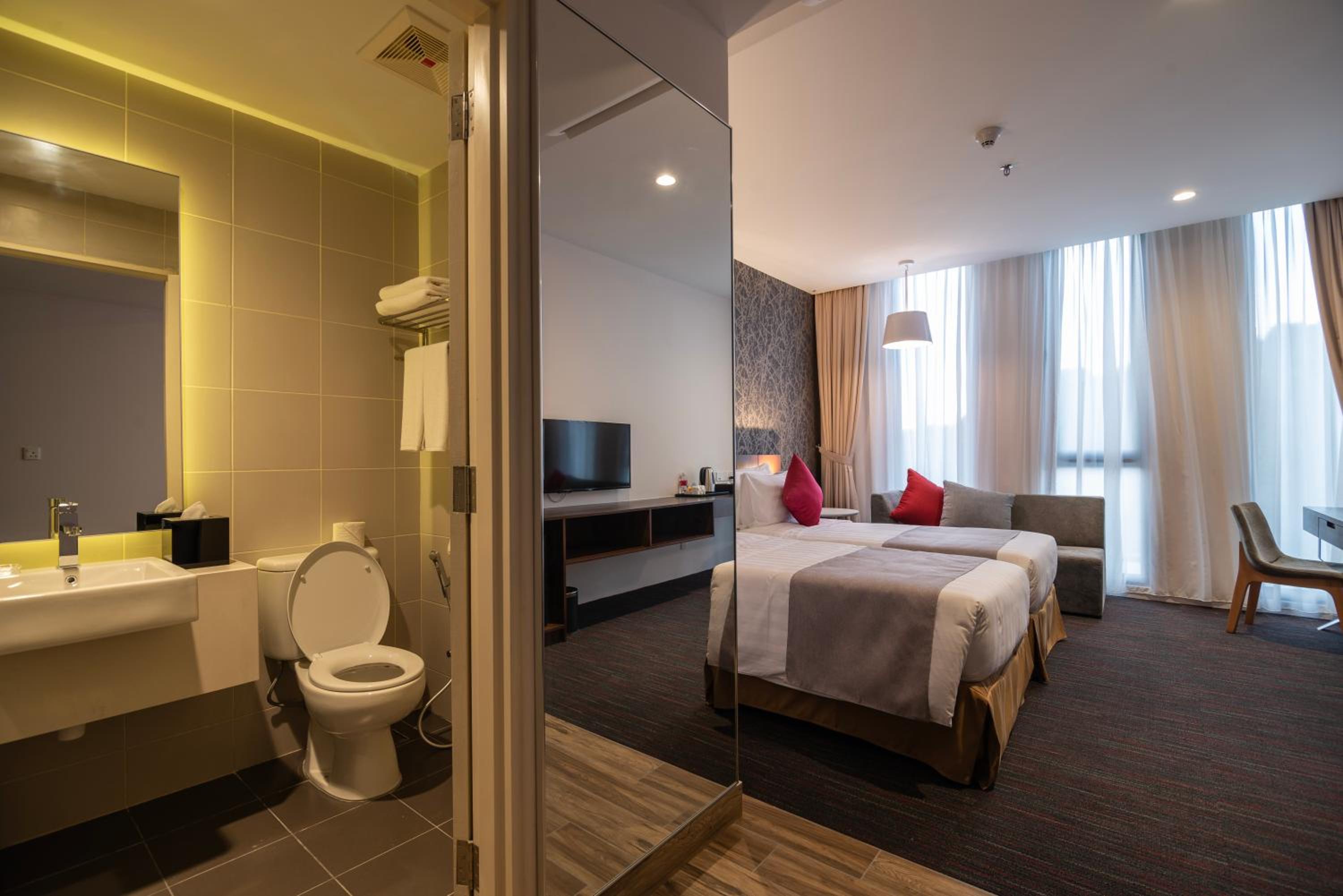 Deluxe Room - East  - Photo 3
