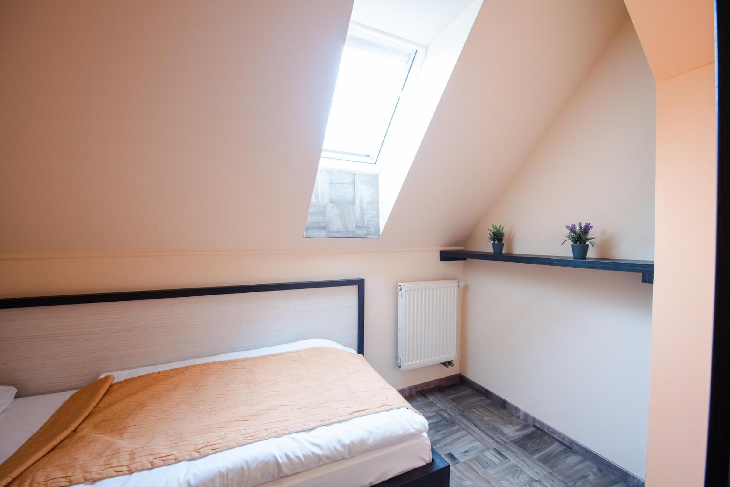 Deluxe Apartment - Photo 3