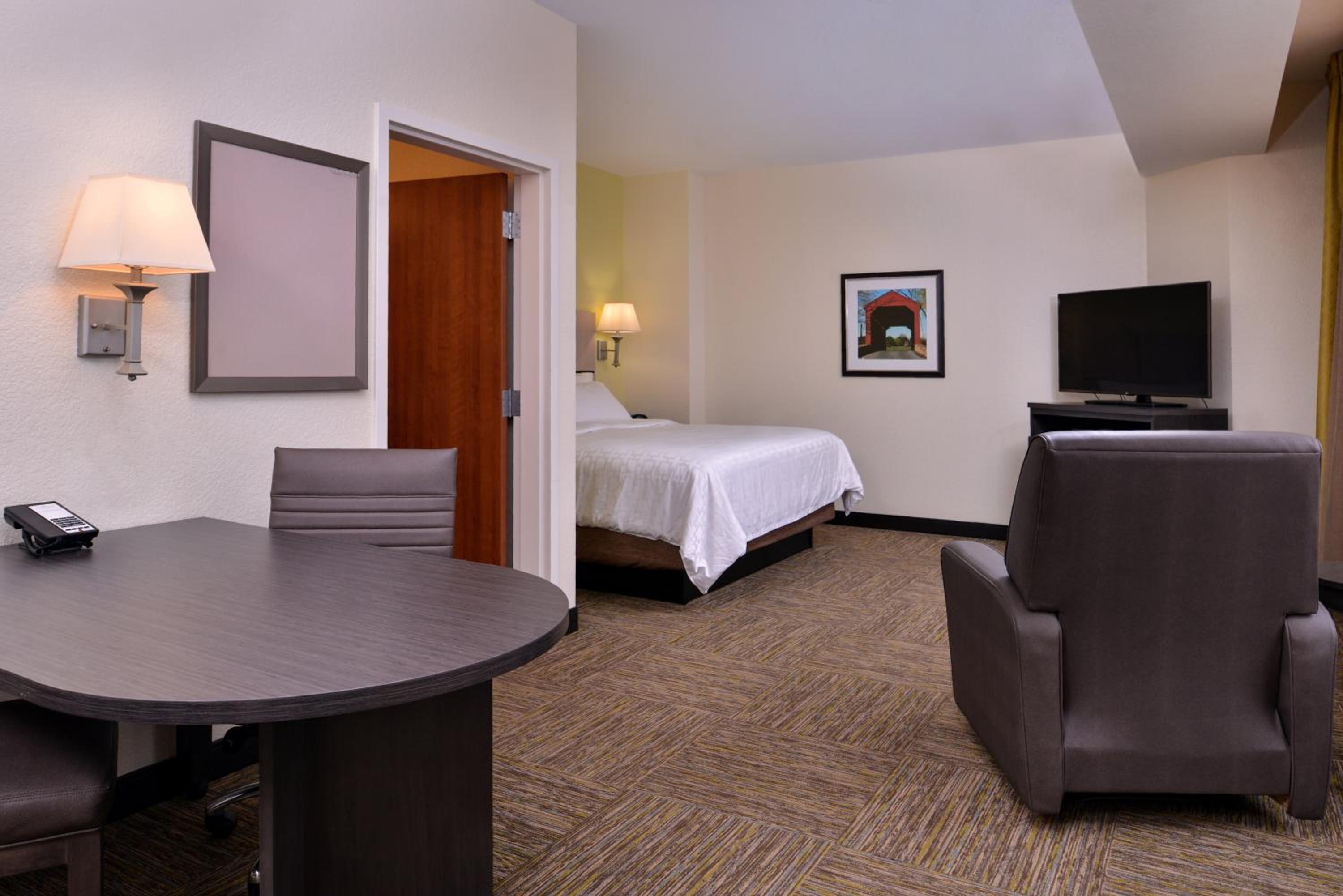 King Studio Suite - Photo 1
