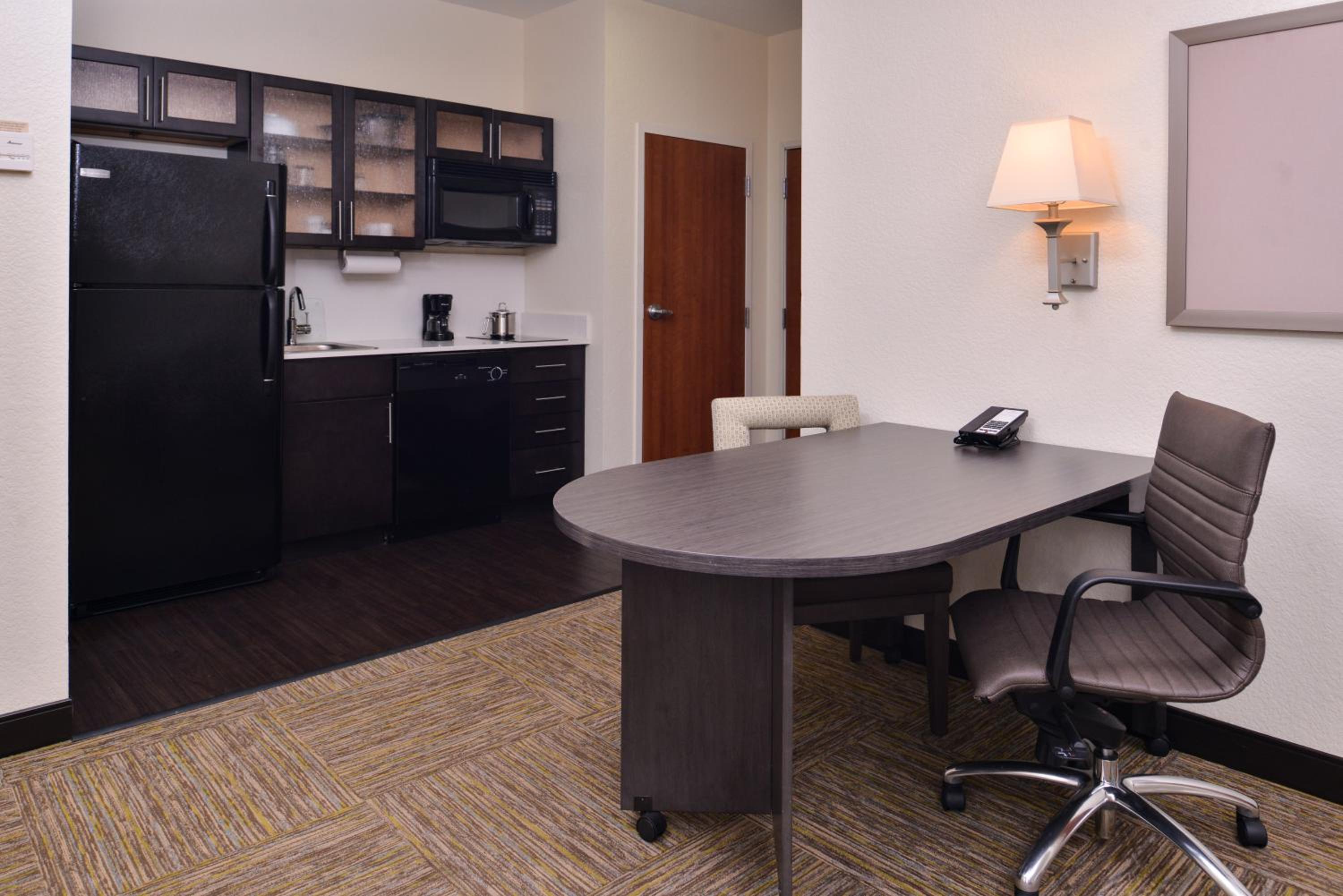 King Studio Suite - Photo 2