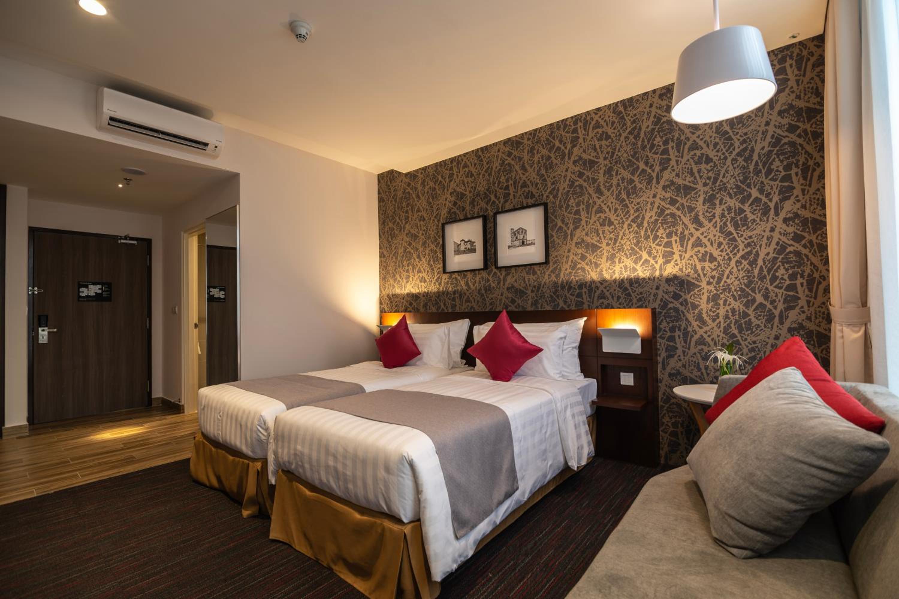 Deluxe Room - East  - Photo 2