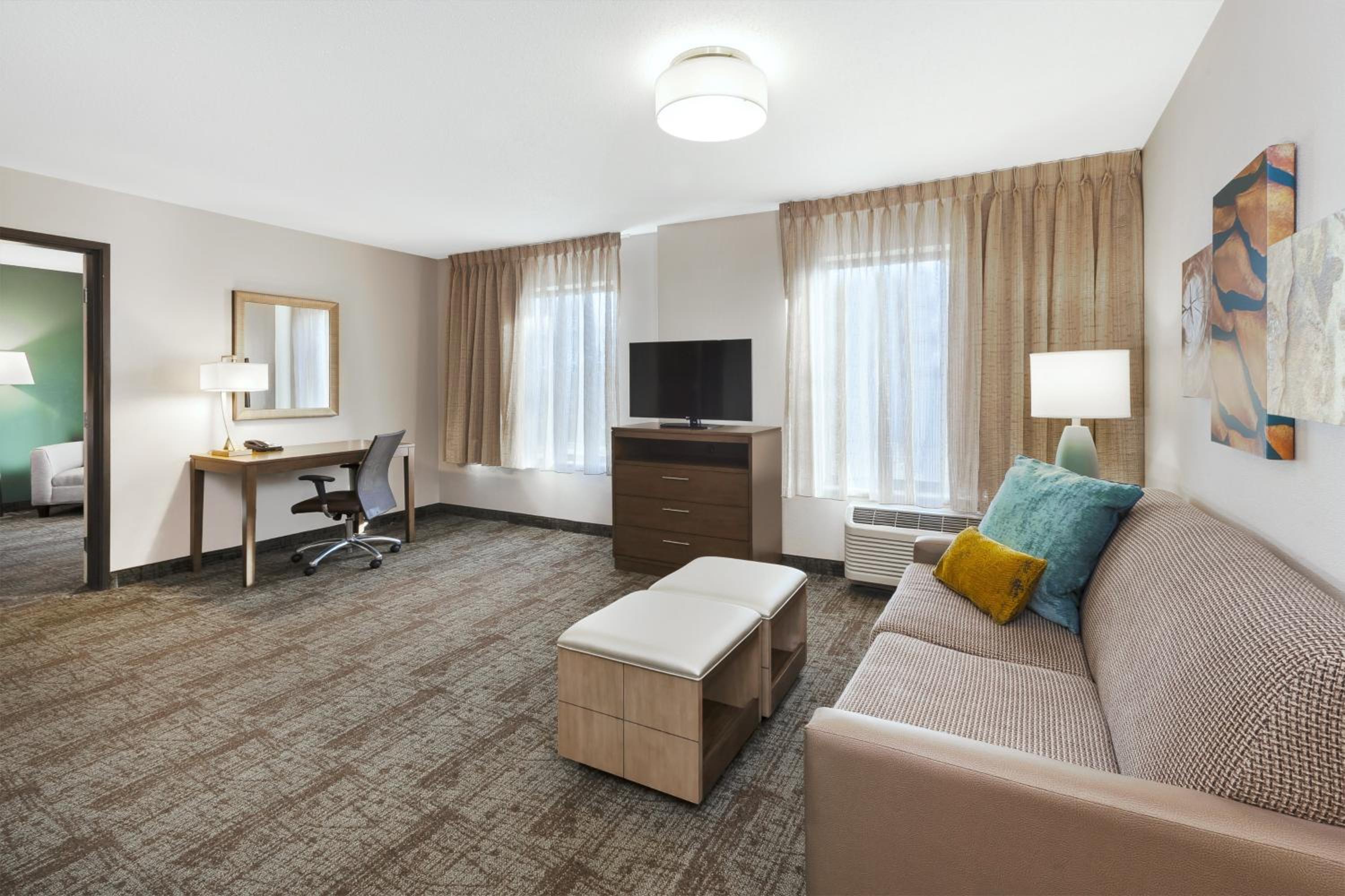 One-Bedroom Suite with Two Queen and One Sofa Bed - Photo 3