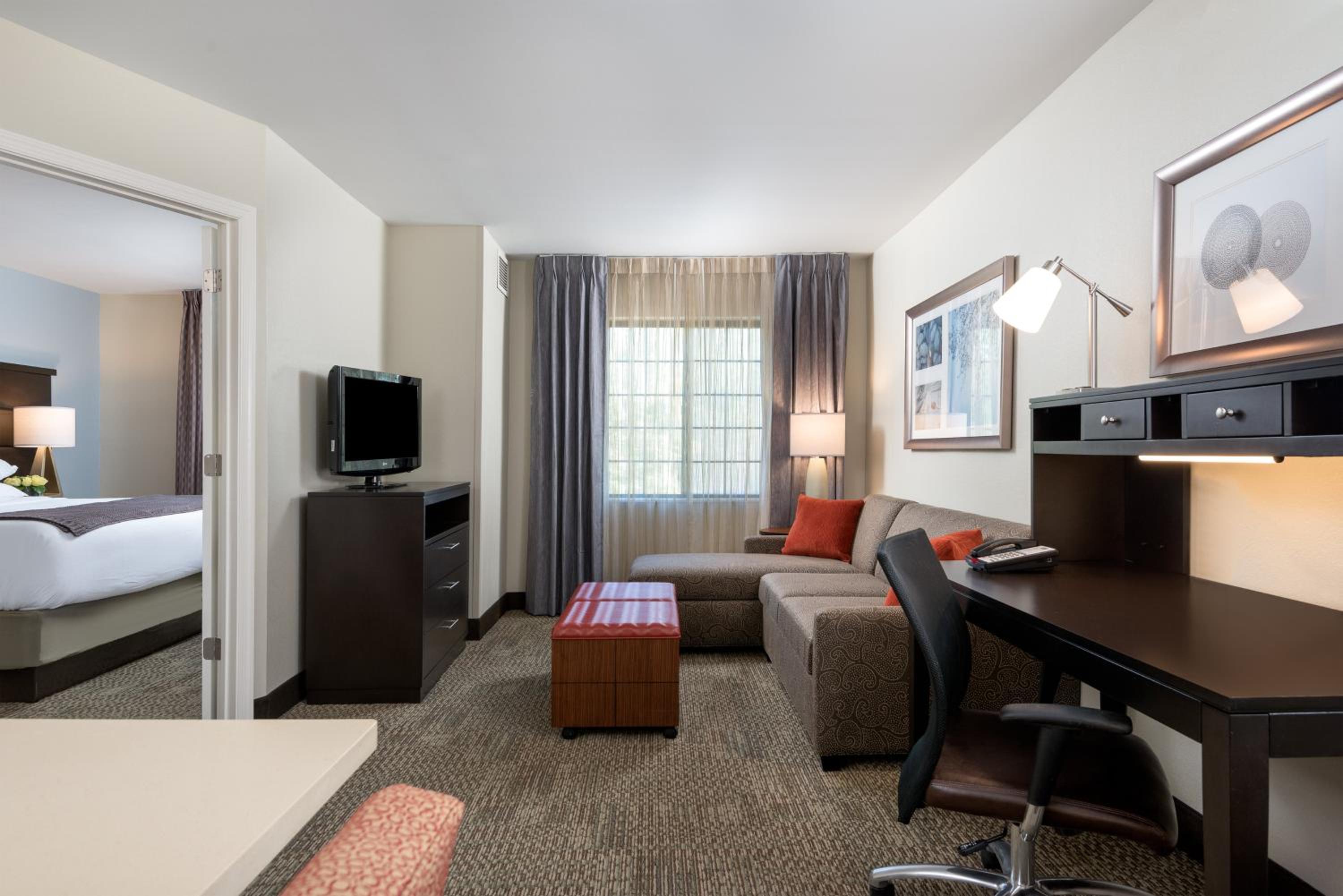 Two-Bedroom Suite - Photo 10