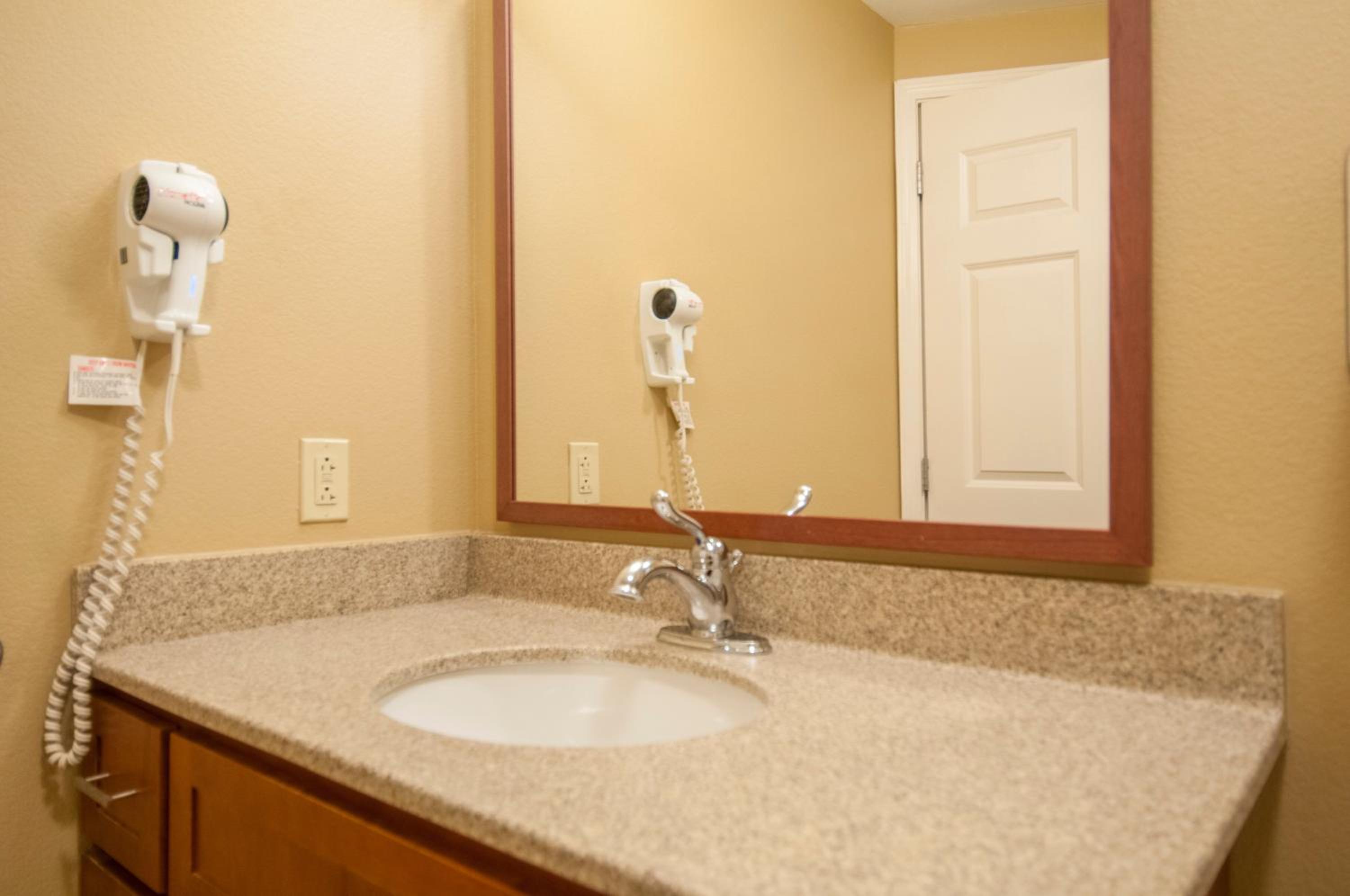 King Studio Suite - Photo 3