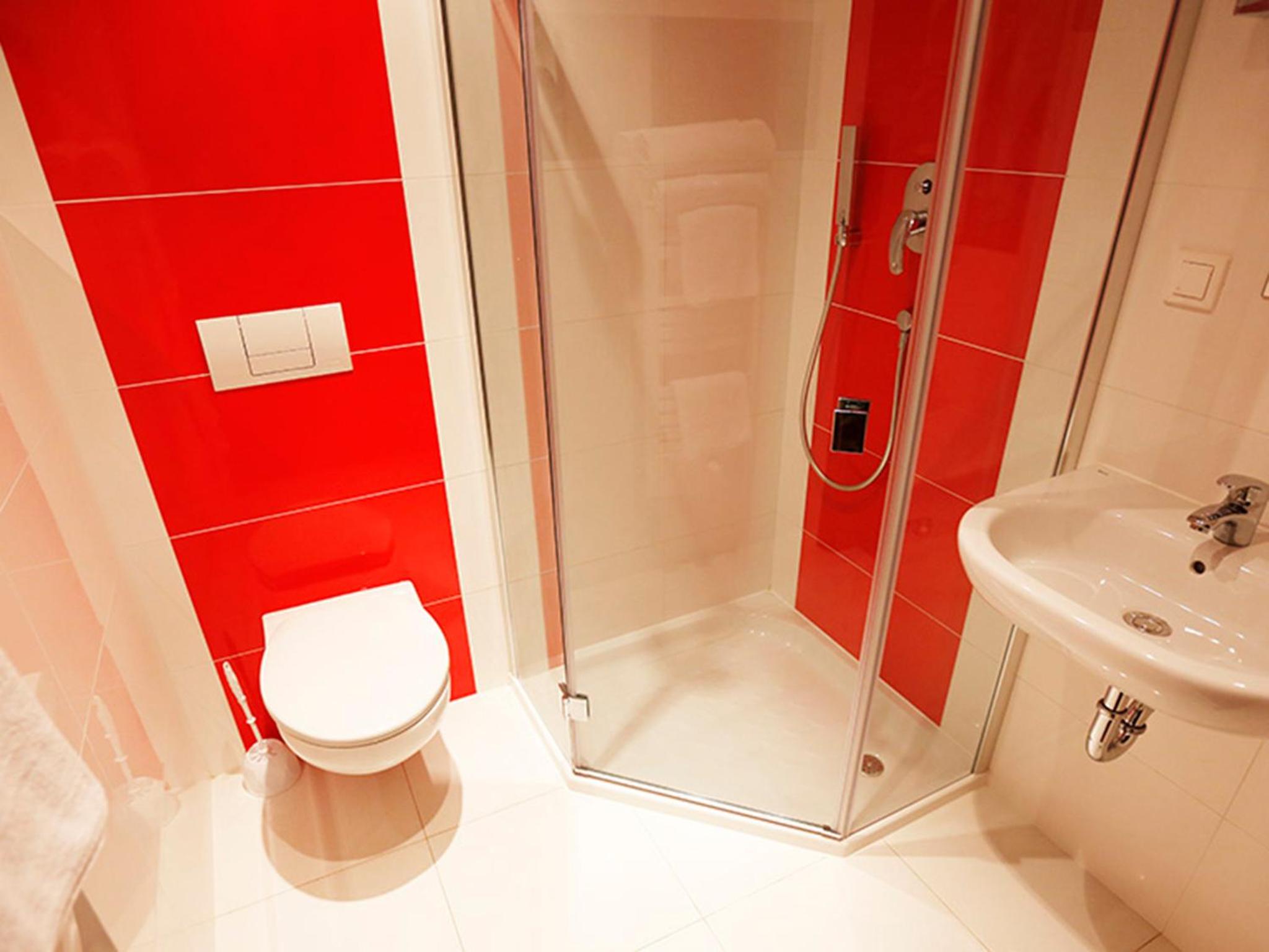 Double or Twin Room - Photo 9