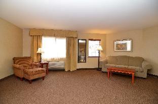 King Room - Pet Friendly/Non-Smoking - Photo 1