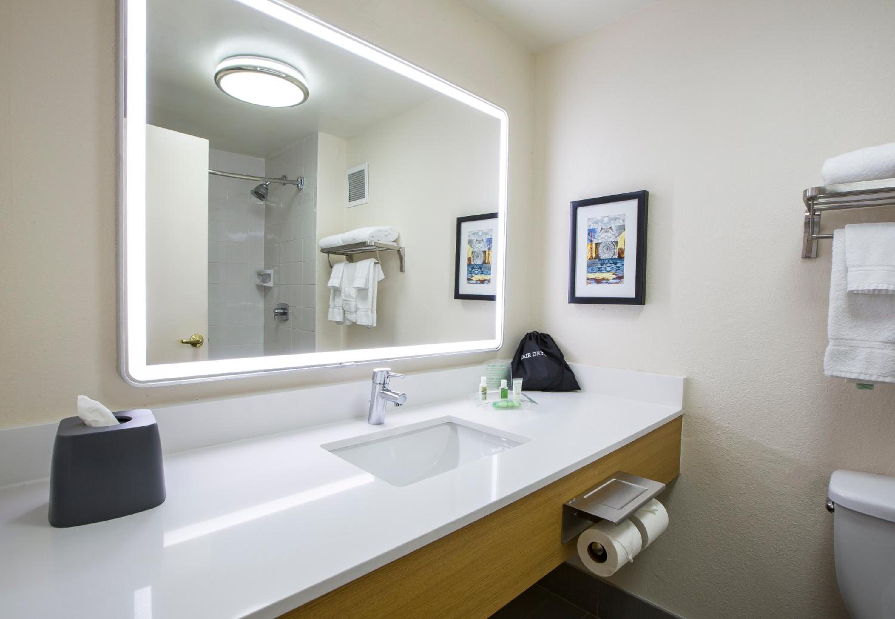 Standard Double Room with Two Double Beds - Photo 3