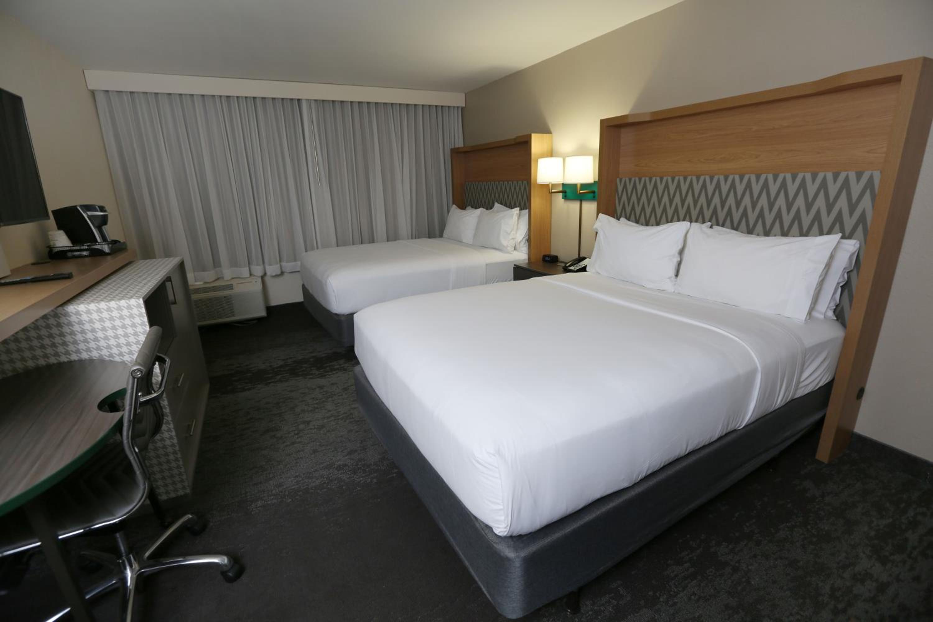 Standard Queen Room with Two Queen Beds - Photo 1